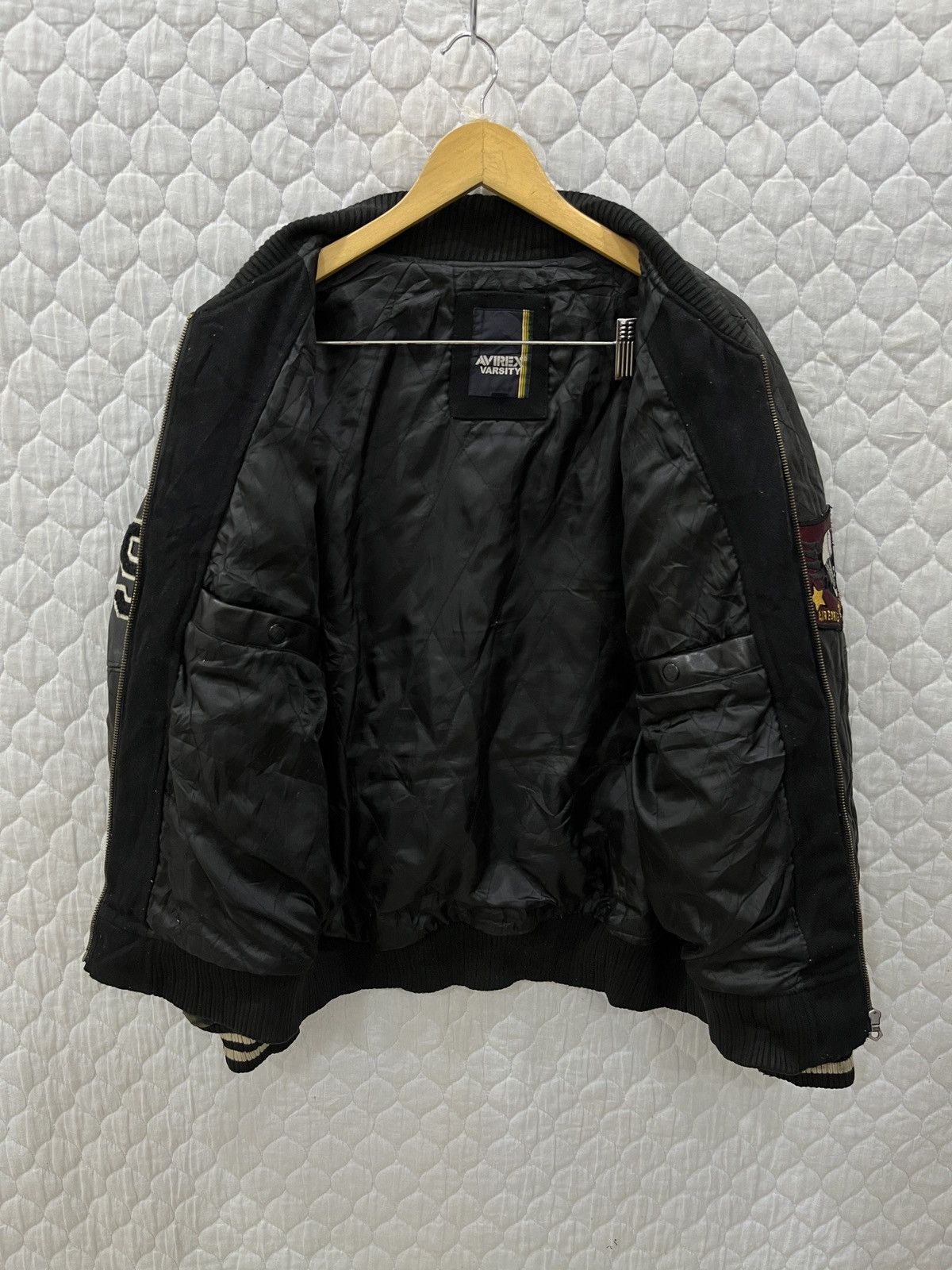 Avirex (Llll). AVIREX CROSS BONES SKULL VARSITY JACKET Size US M / EU 48-50 / 2 - 7 Thumbnail