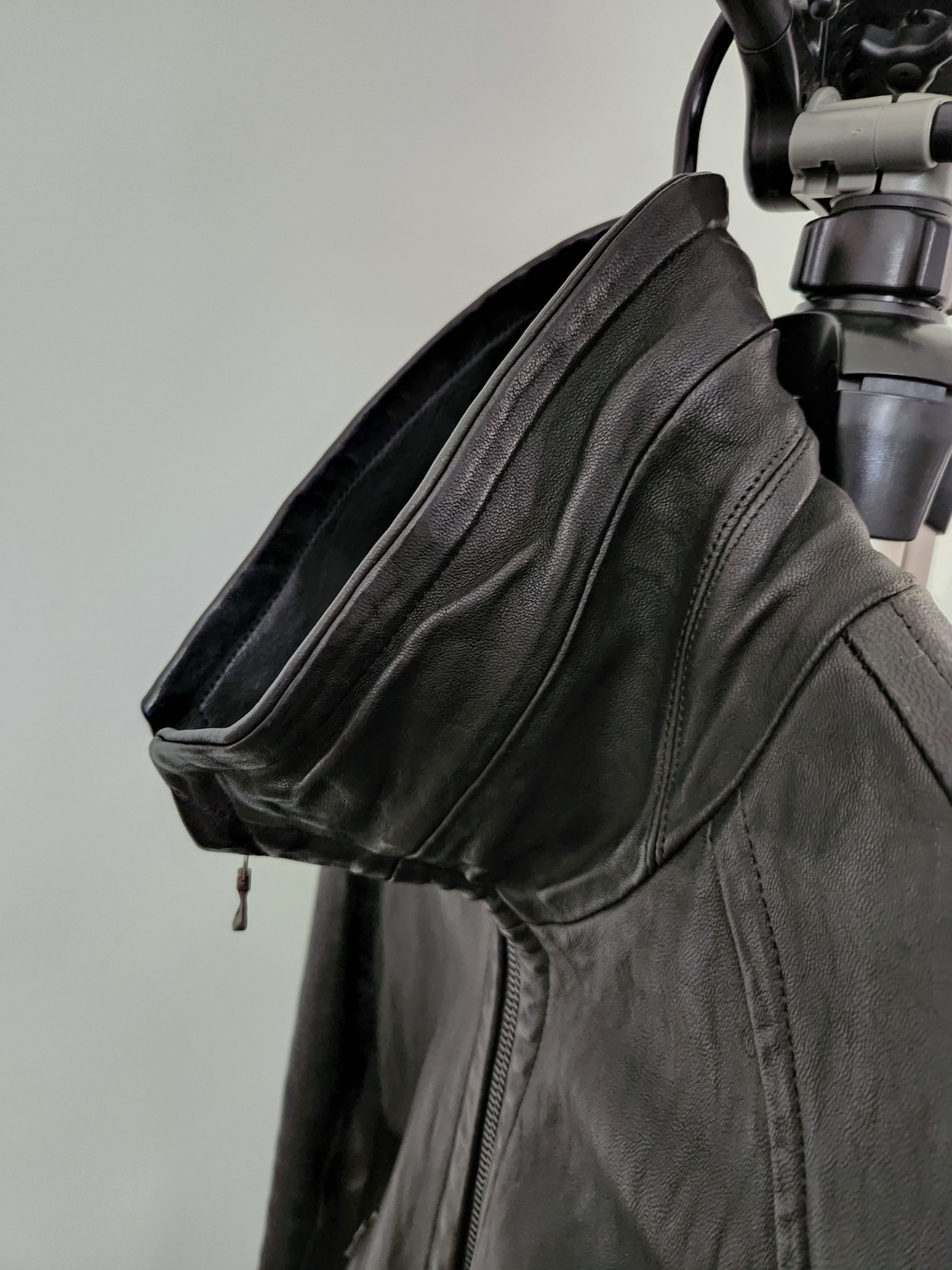 Julius _7 08 S/S Jut Neck Leather Jacket Size US M / EU 48-50 / 2 - 6 Thumbnail