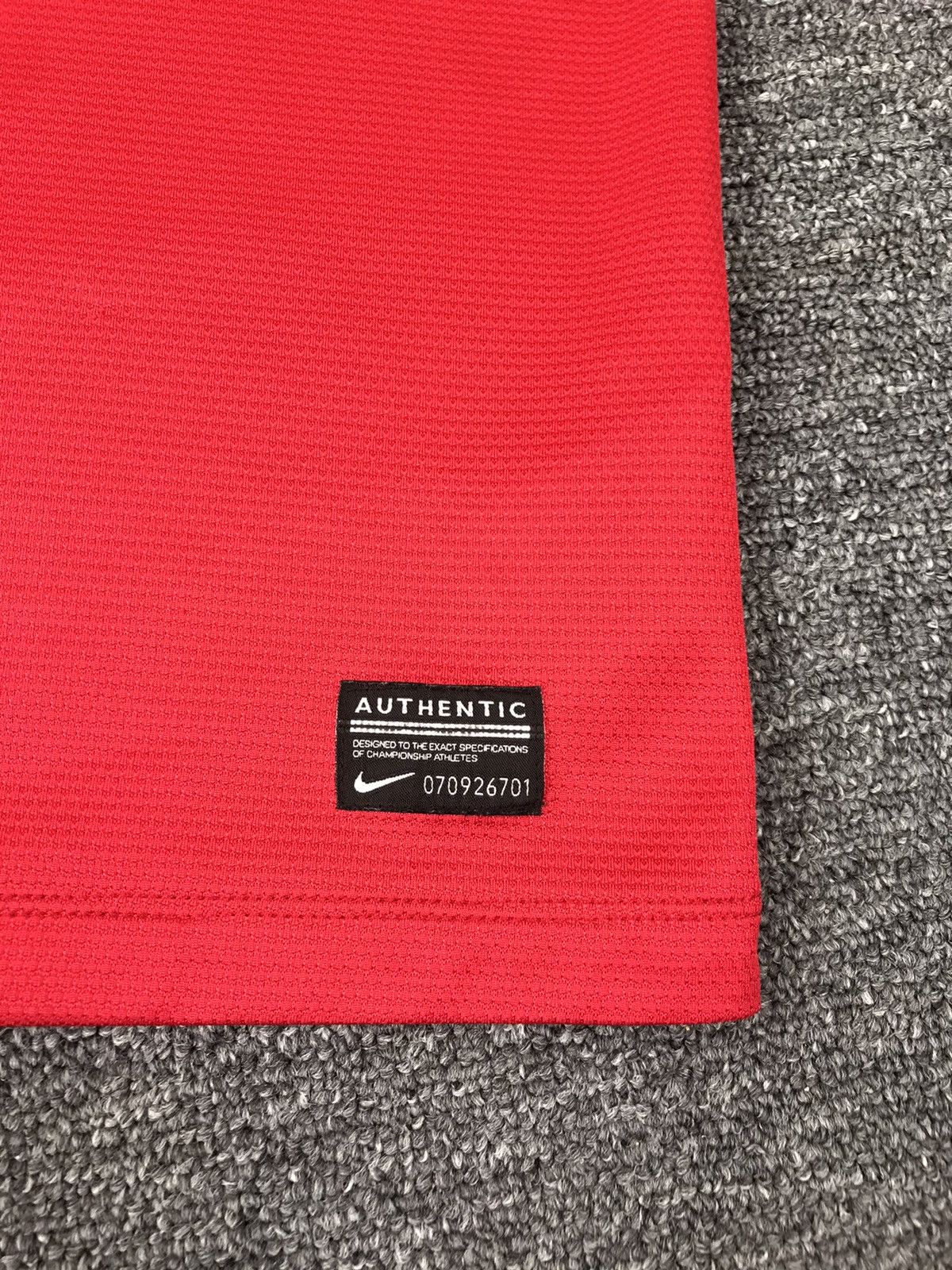 Nike MANCHESTER UNITED FC 2013/14 HOME SOCCER JERSEY NIKE,SIZE S Size US S / EU 44-46 / 1 - 4 Thumbnail