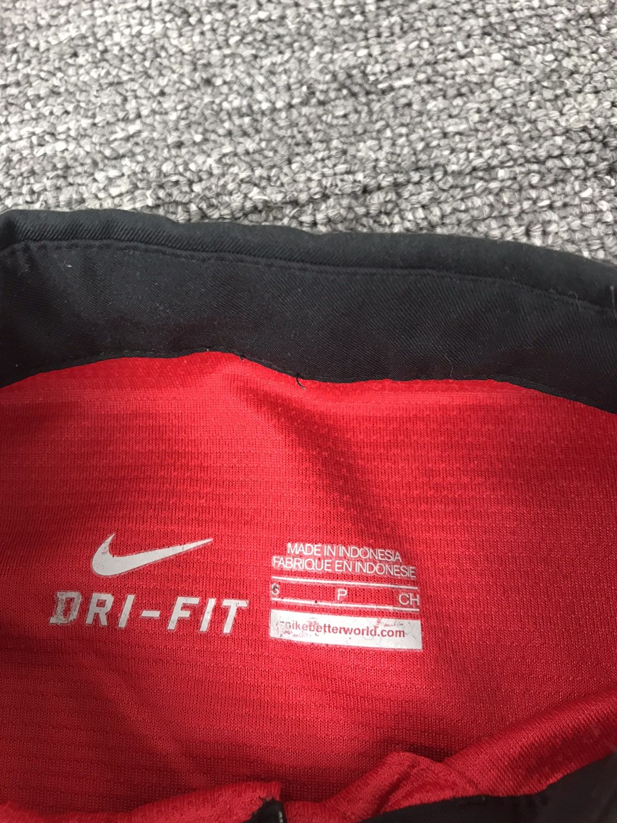 Nike MANCHESTER UNITED FC 2013/14 HOME SOCCER JERSEY NIKE,SIZE S Size US S / EU 44-46 / 1 - 8 Thumbnail