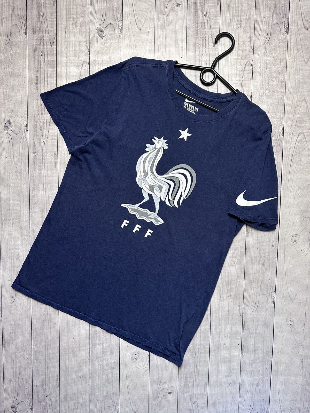 Nike × Vintage Vintage Nike France soccer tee logo size L Size US L / EU 52-54 / 3 - 1 Thumbnail