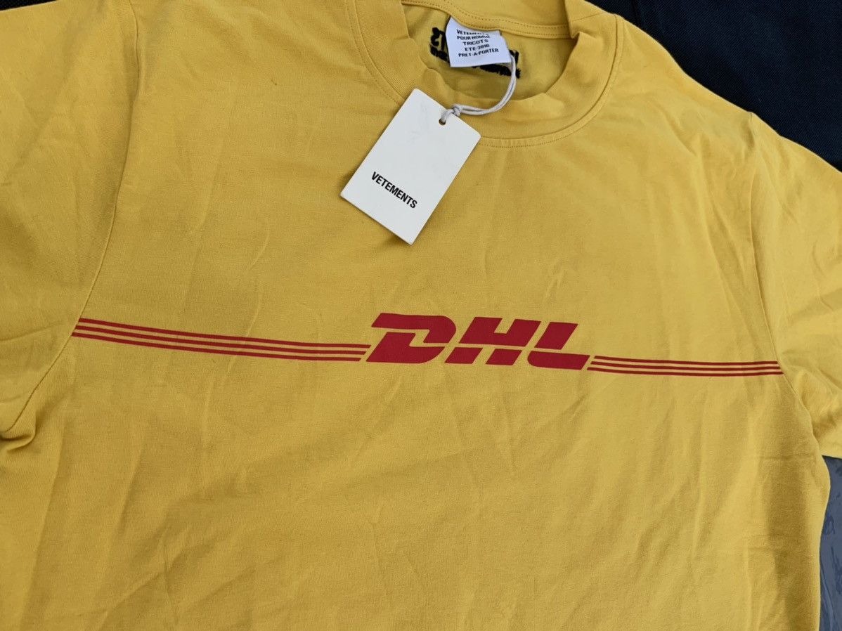 Vetements (NWT) Grail Vetements SS16 DHL T-Shirt Size US M / EU 48-50 / 2 - 5 Thumbnail