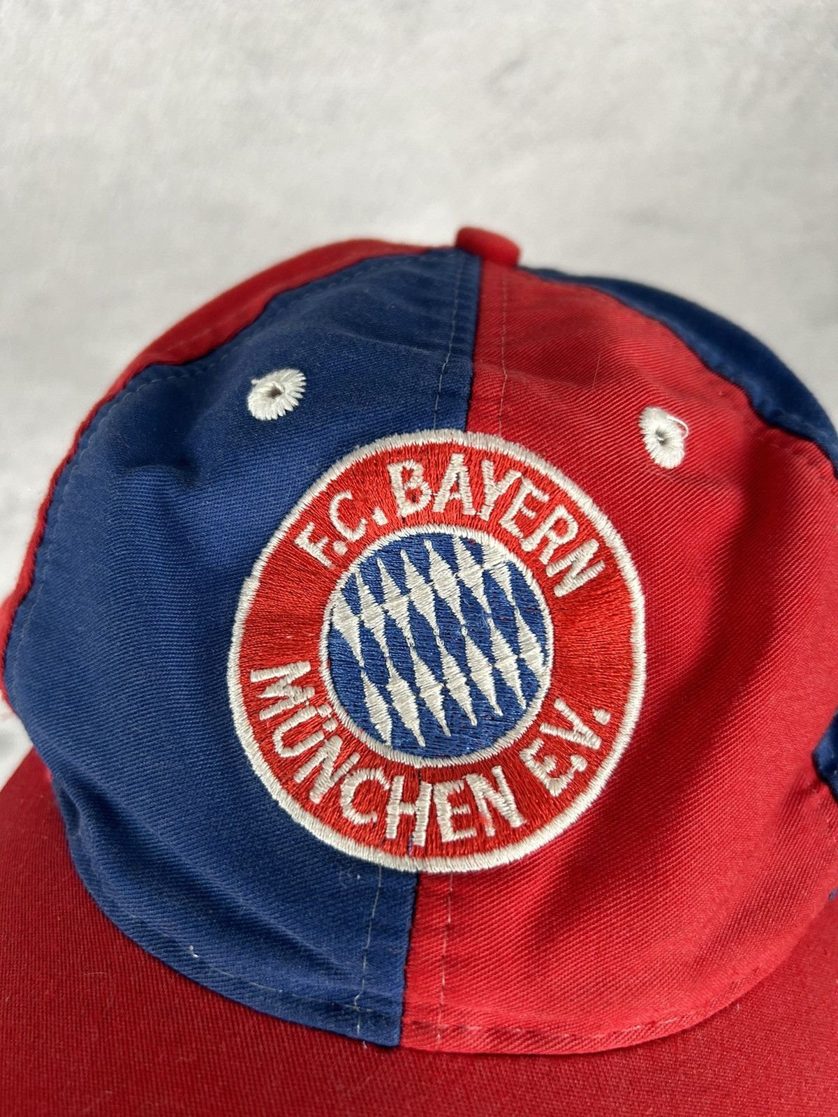 Vintage Vintage 90s Bayern Munchen Rare Cap Adidas Retro Soccer Size ONE SIZE - 3 Thumbnail