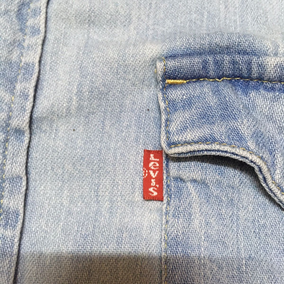 Levi's Levi's Denim Button Up Long Sleeve Shirt Size US L / EU 52-54 / 3 - 5 Thumbnail