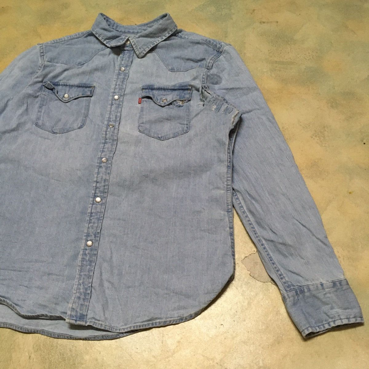 Levi's Levi's Denim Button Up Long Sleeve Shirt Size US L / EU 52-54 / 3 - 4 Thumbnail
