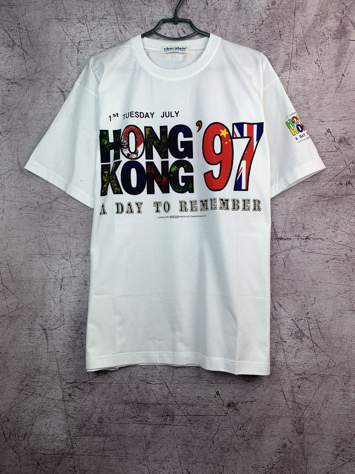 Vintage RARE Vintage 90s Hong Kong A Day To Remember 1997 T-shirt Size US XL / EU 56 / 4 - 1 Thumbnail