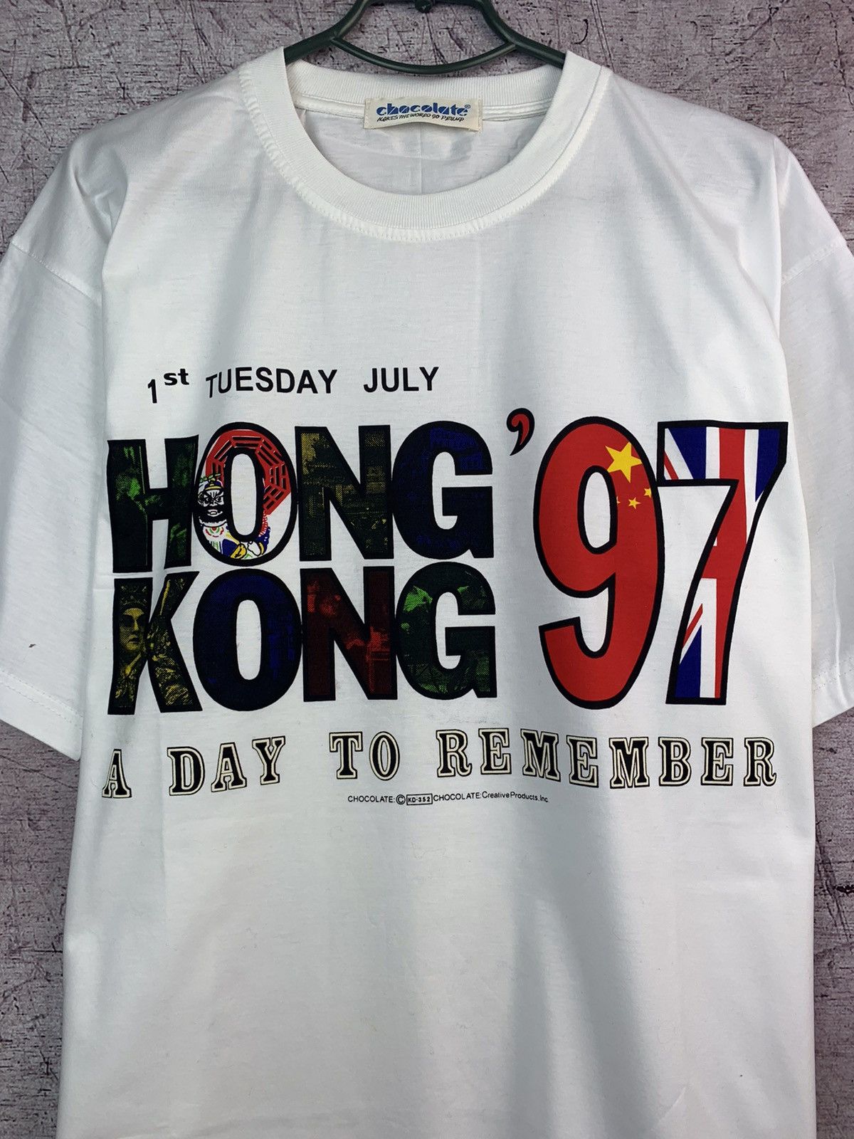 Vintage RARE Vintage 90s Hong Kong A Day To Remember 1997 T-shirt Size US XL / EU 56 / 4 - 2 Thumbnail