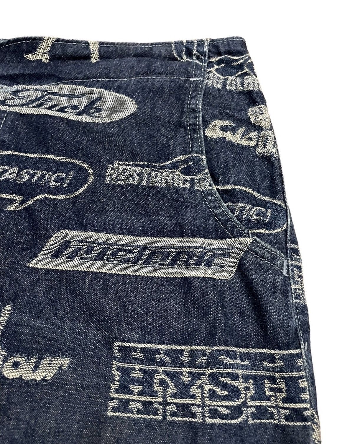 Hysteric Glamour Hysteric Glamour Embroidery Logo Skirts Size 30" / US 8 / IT 44 - 5 Thumbnail