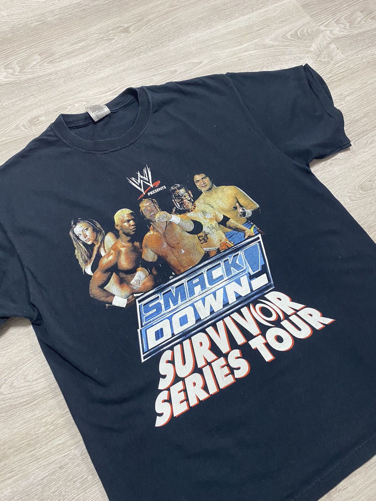 WWE Vintage WWE 2008 Smackdown Survivor series tour Size US L / EU 52-54 / 3 - 1 Thumbnail