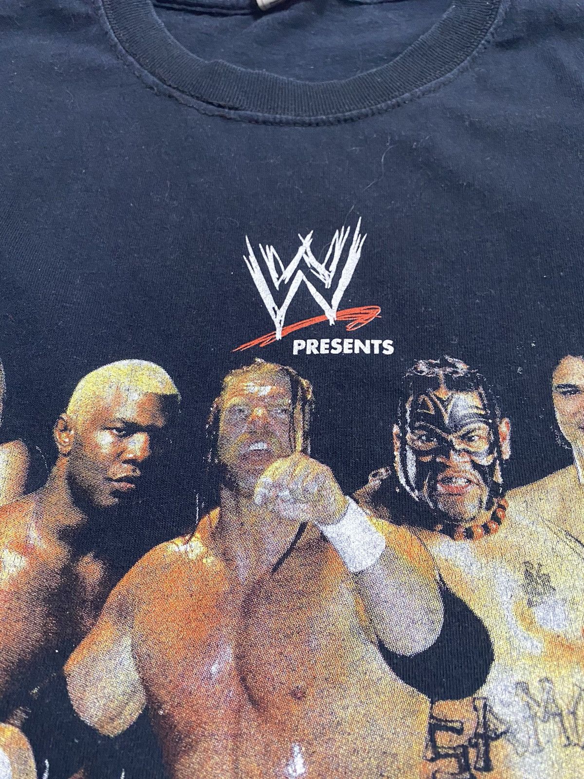 WWE Vintage WWE 2008 Smackdown Survivor series tour Size US L / EU 52-54 / 3 - 5 Thumbnail