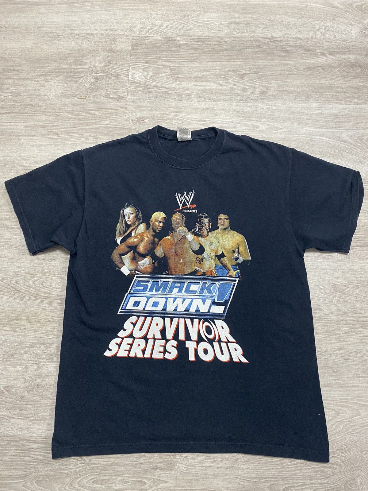 WWE Vintage WWE 2008 Smackdown Survivor series tour Size US L / EU 52-54 / 3 - 2 Thumbnail