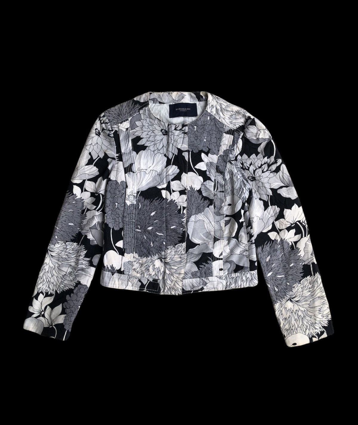 Burberry 💸BINDINGOFFER💸Burberry Floral Coat Jacket Size US XS / EU 42 / 0 - 1 Thumbnail