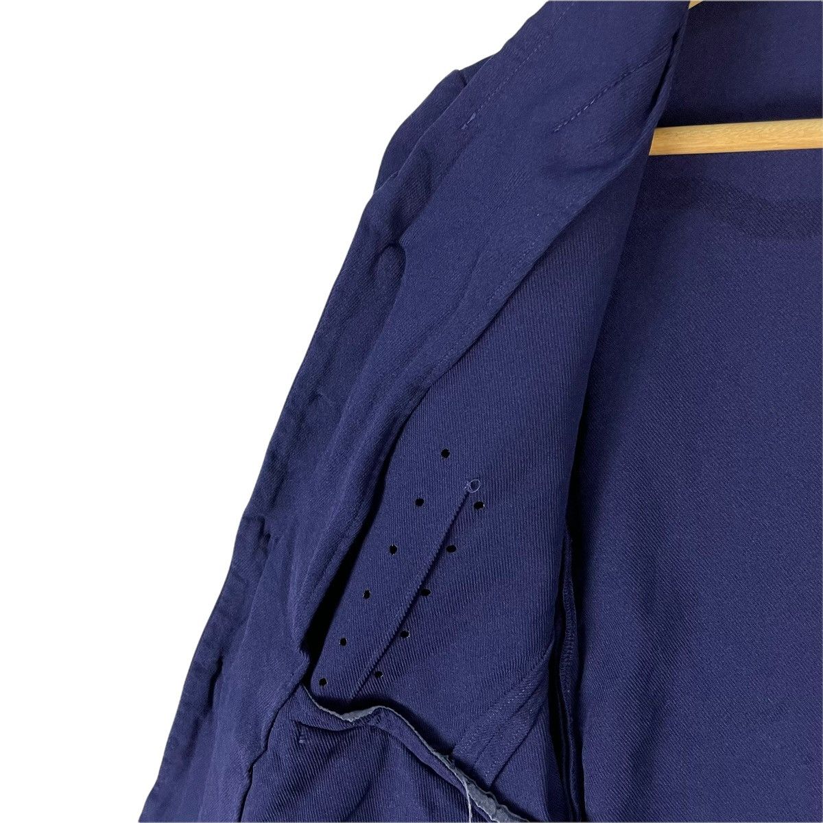 CDG by Comme des Garcons 🌟COMME des GARÇONS AW2005 Design Holes Button Jacket Size US S / EU 44-46 / 1 - 7 Thumbnail