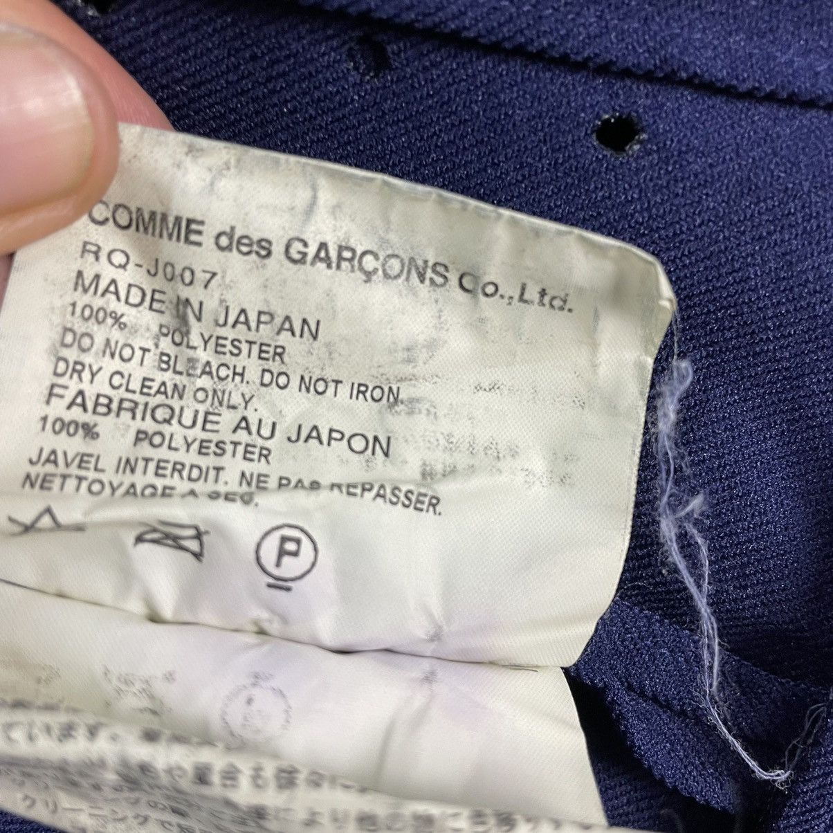 CDG by Comme des Garcons 🌟COMME des GARÇONS AW2005 Design Holes Button Jacket Size US S / EU 44-46 / 1 - 14 Thumbnail