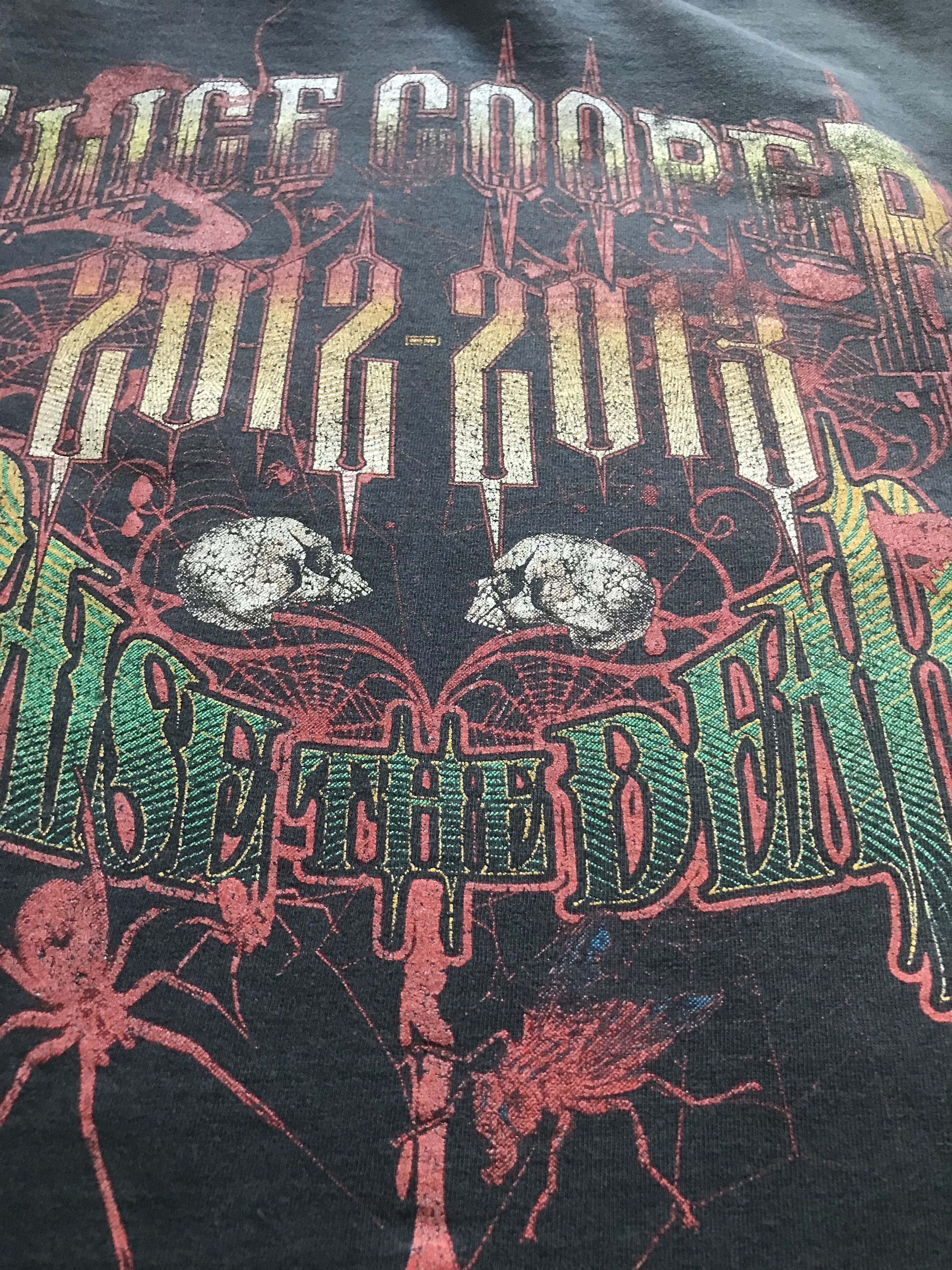 Band Tees Alice Cooper T shirt Raise the dead Size US XXL / EU 58 / 5 - 15 Thumbnail