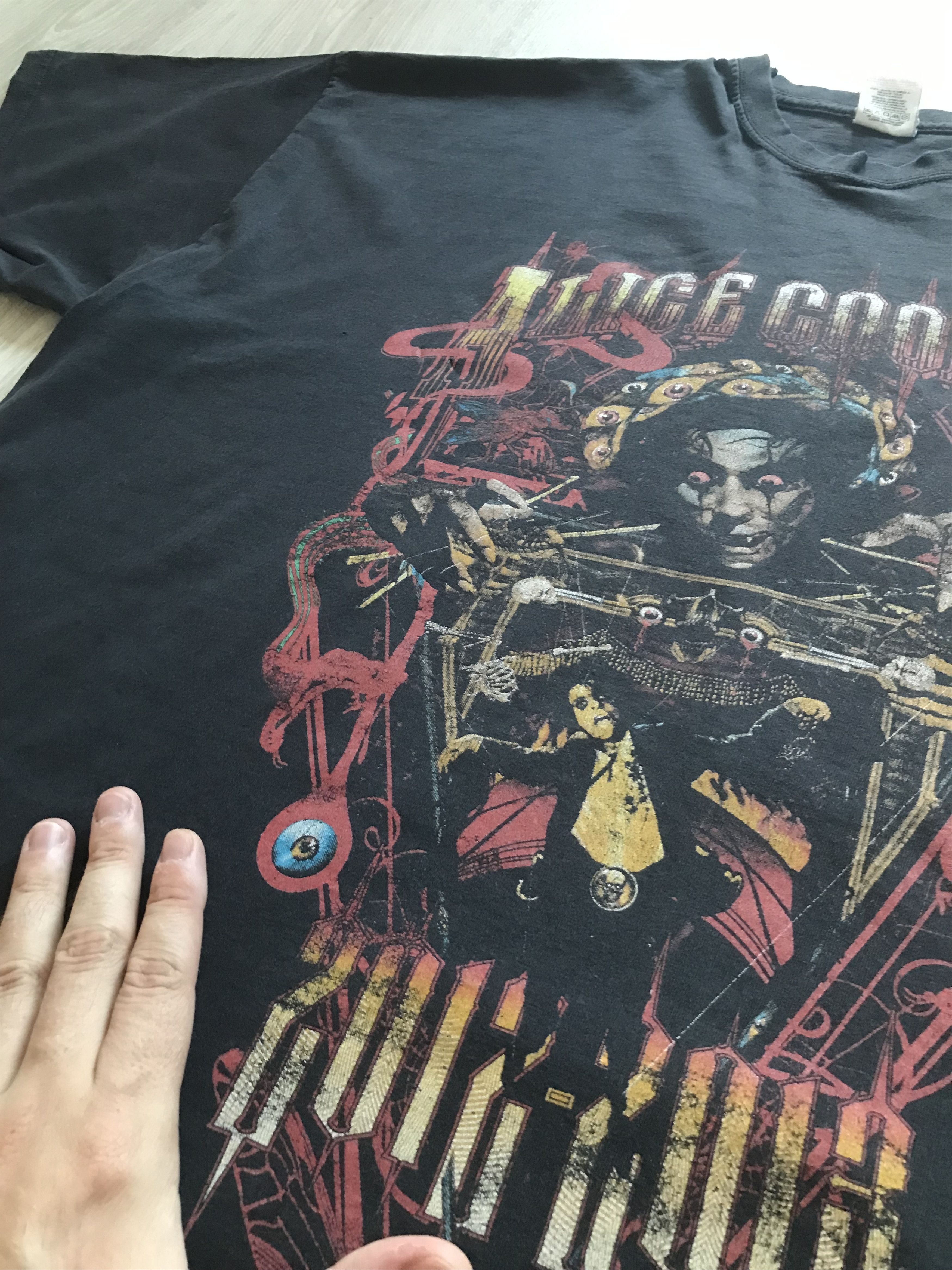 Band Tees Alice Cooper T shirt Raise the dead Size US XXL / EU 58 / 5 - 6 Thumbnail