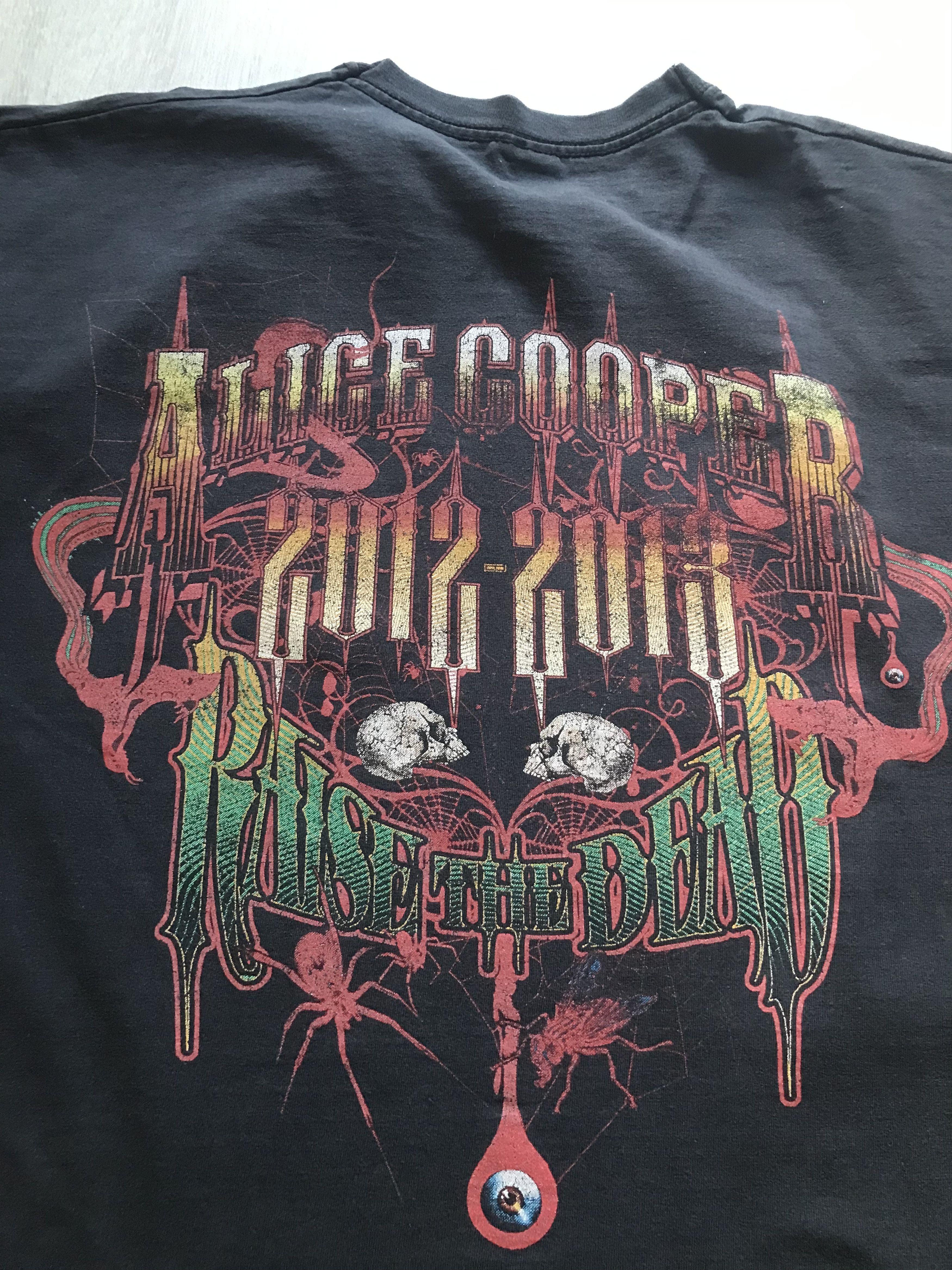 Band Tees Alice Cooper T shirt Raise the dead Size US XXL / EU 58 / 5 - 11 Thumbnail