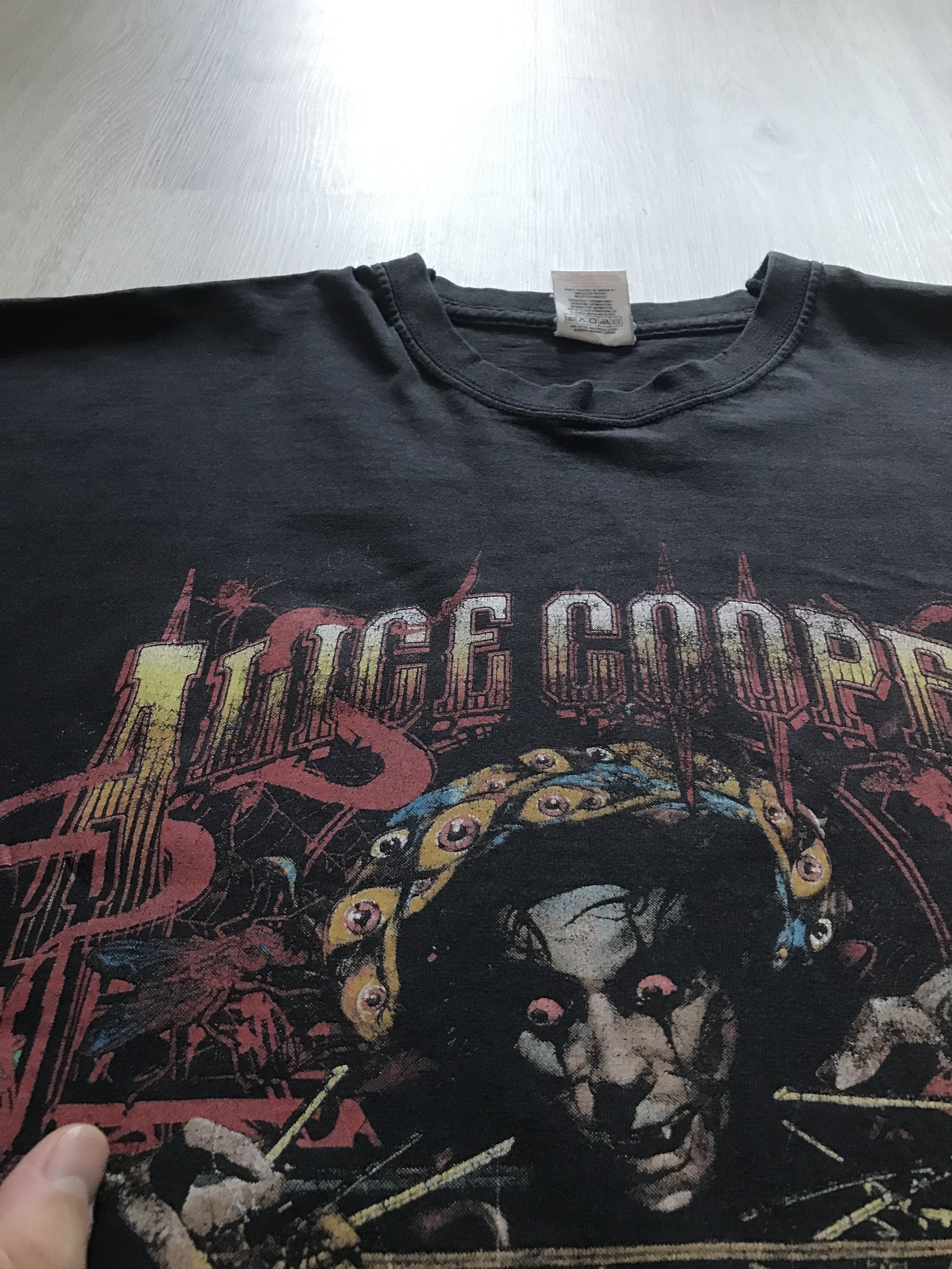 Band Tees Alice Cooper T shirt Raise the dead Size US XXL / EU 58 / 5 - 8 Thumbnail