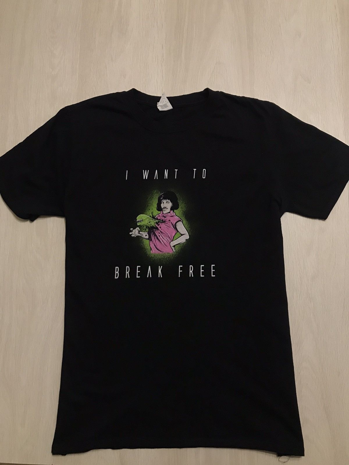 Band Tees Freddie Mercury I Want to break free size M Size US M / EU 48-50 / 2 - 1 Thumbnail