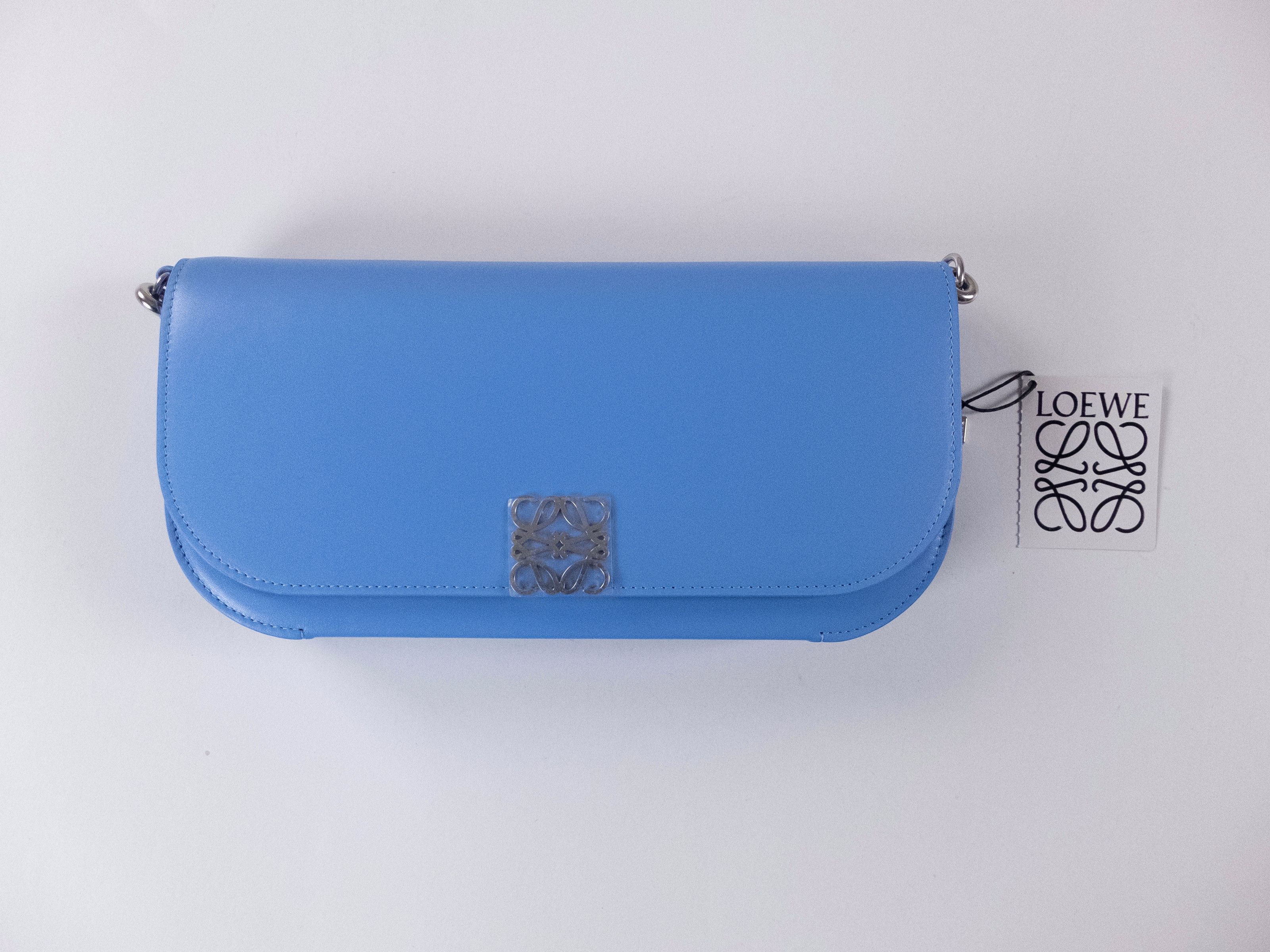 Loewe LOEWE Goya celestine blue long leather chain clutch bag Size ONE SIZE - 3 Thumbnail