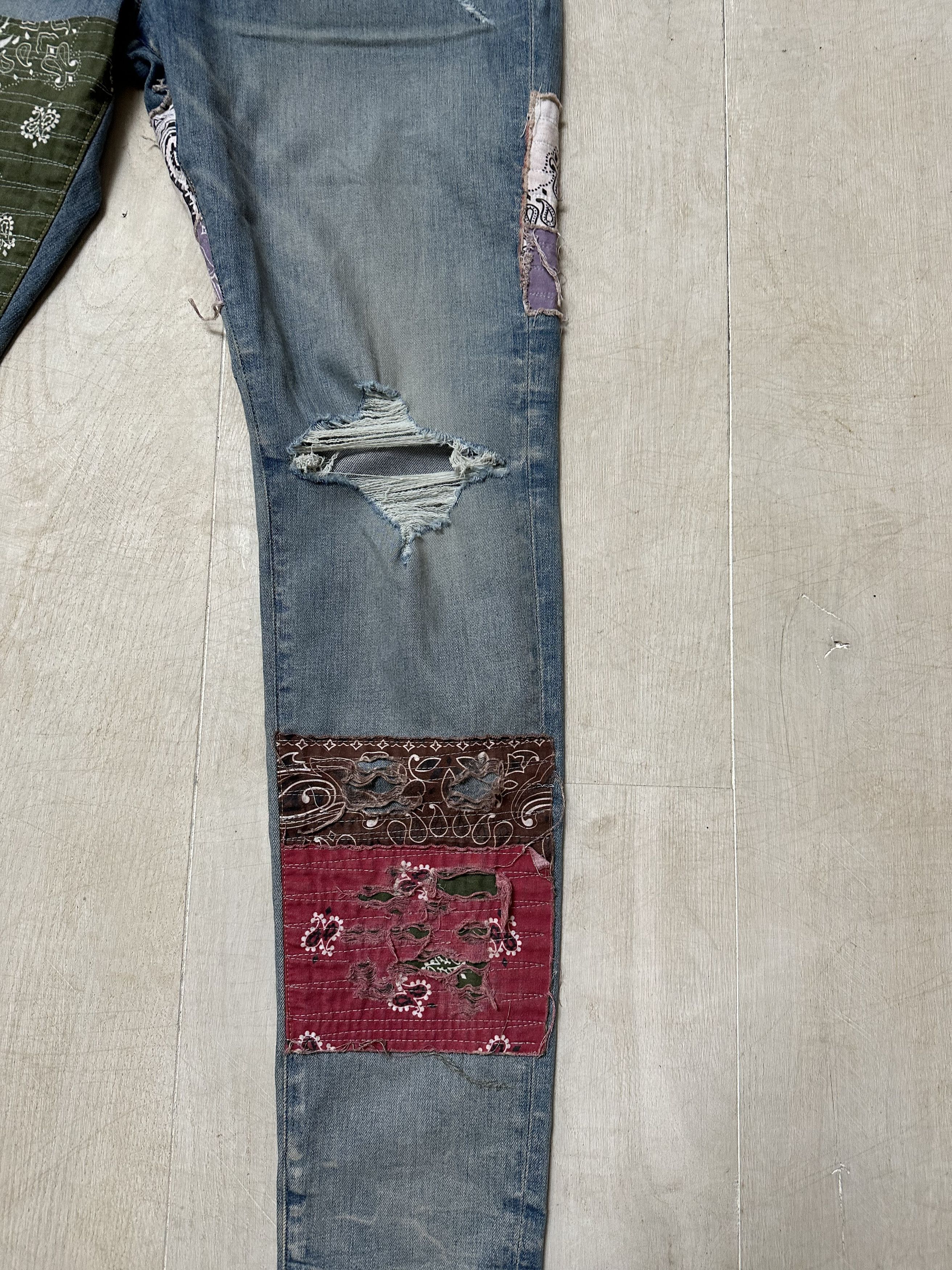 Amiri AMIRI BANDANA ART PATCH JEANS Size US 40 / EU 56 - 2 Thumbnail