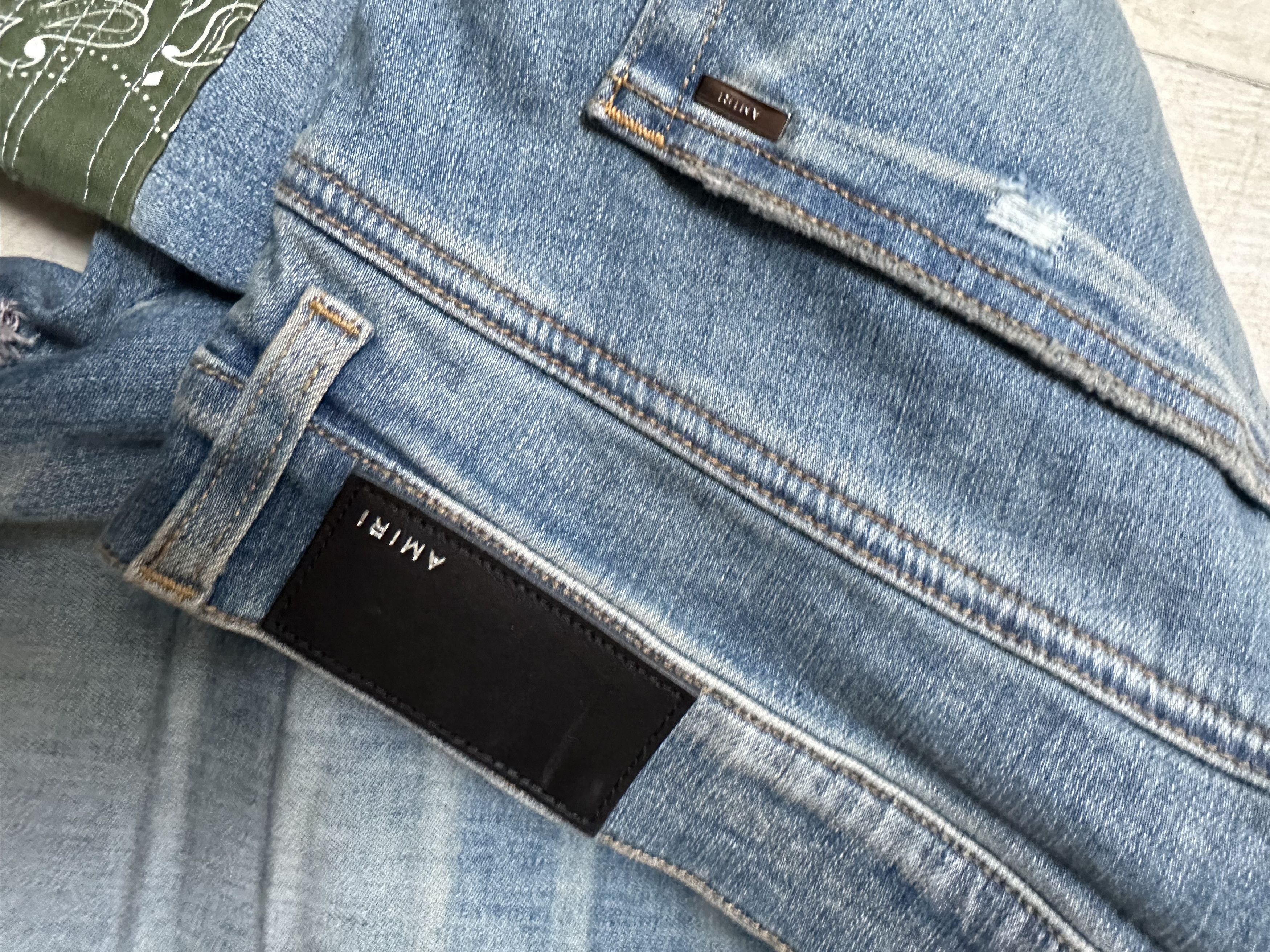 AMIRI BANDANA ART PATCH JEANS