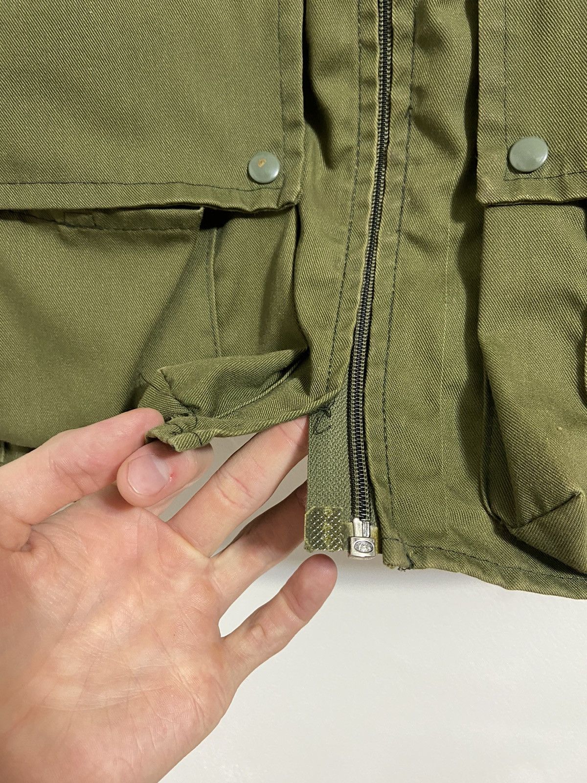 Belstaff Belstaff Vintage Vest Green Size US L / EU 52-54 / 3 - 23 Thumbnail