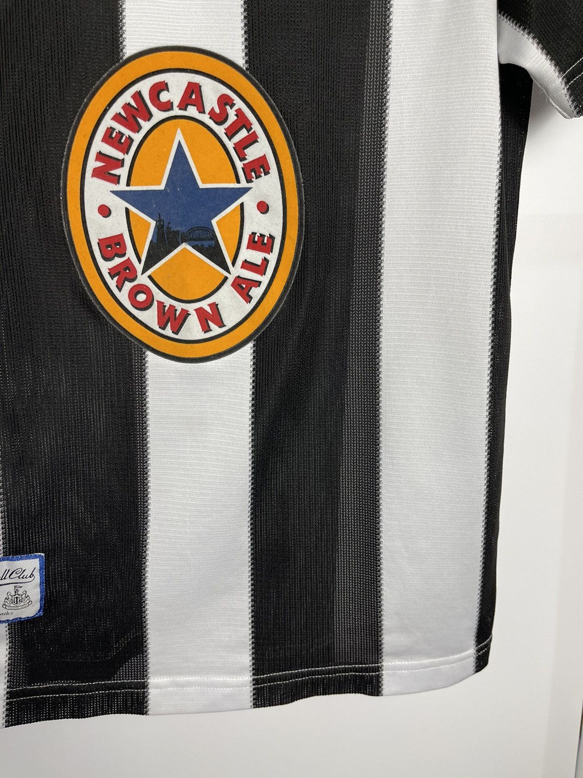 Vintage Vintage soccer jersey New Castle United size S Size US S / EU 44-46 / 1 - 8 Thumbnail