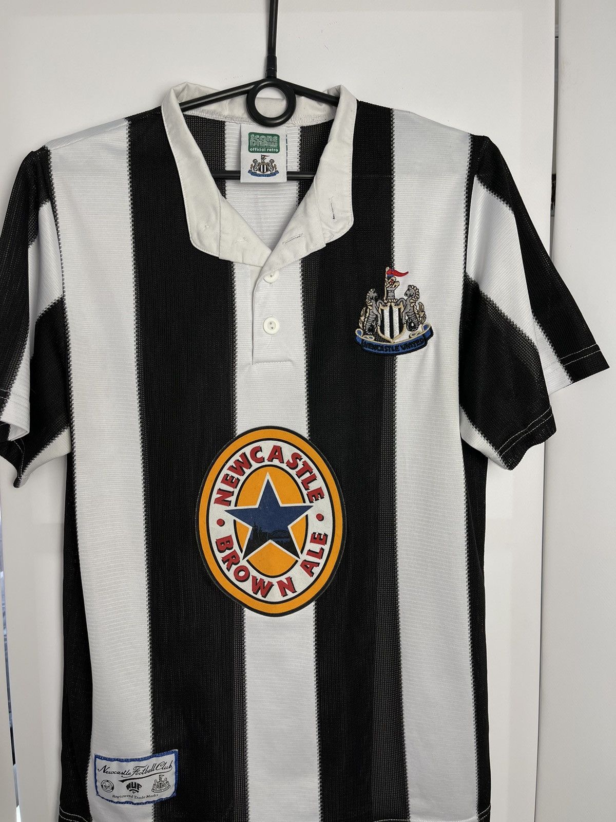 Vintage Vintage soccer jersey New Castle United size S Size US S / EU 44-46 / 1 - 3 Thumbnail