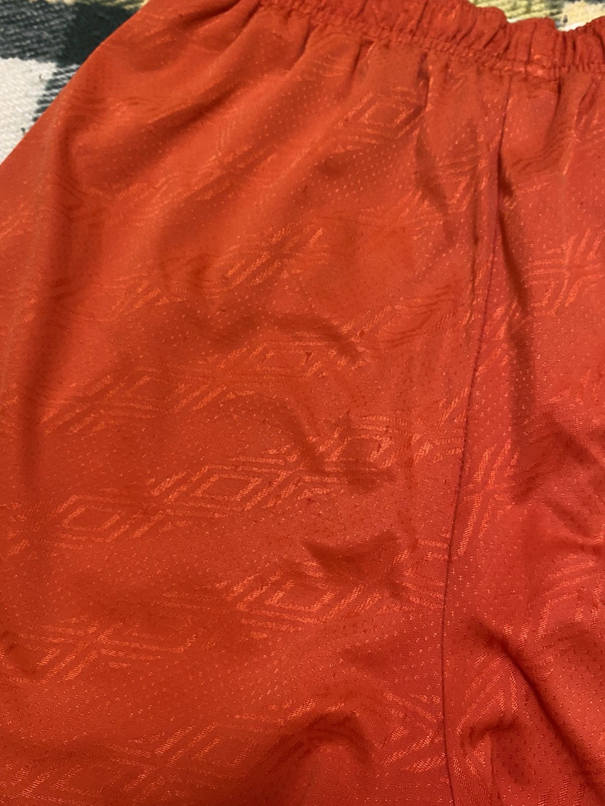 Umbro Vintage 90s Umbro shorts streetwear y2k casual size L Size US 34 / EU 50 - 6 Thumbnail
