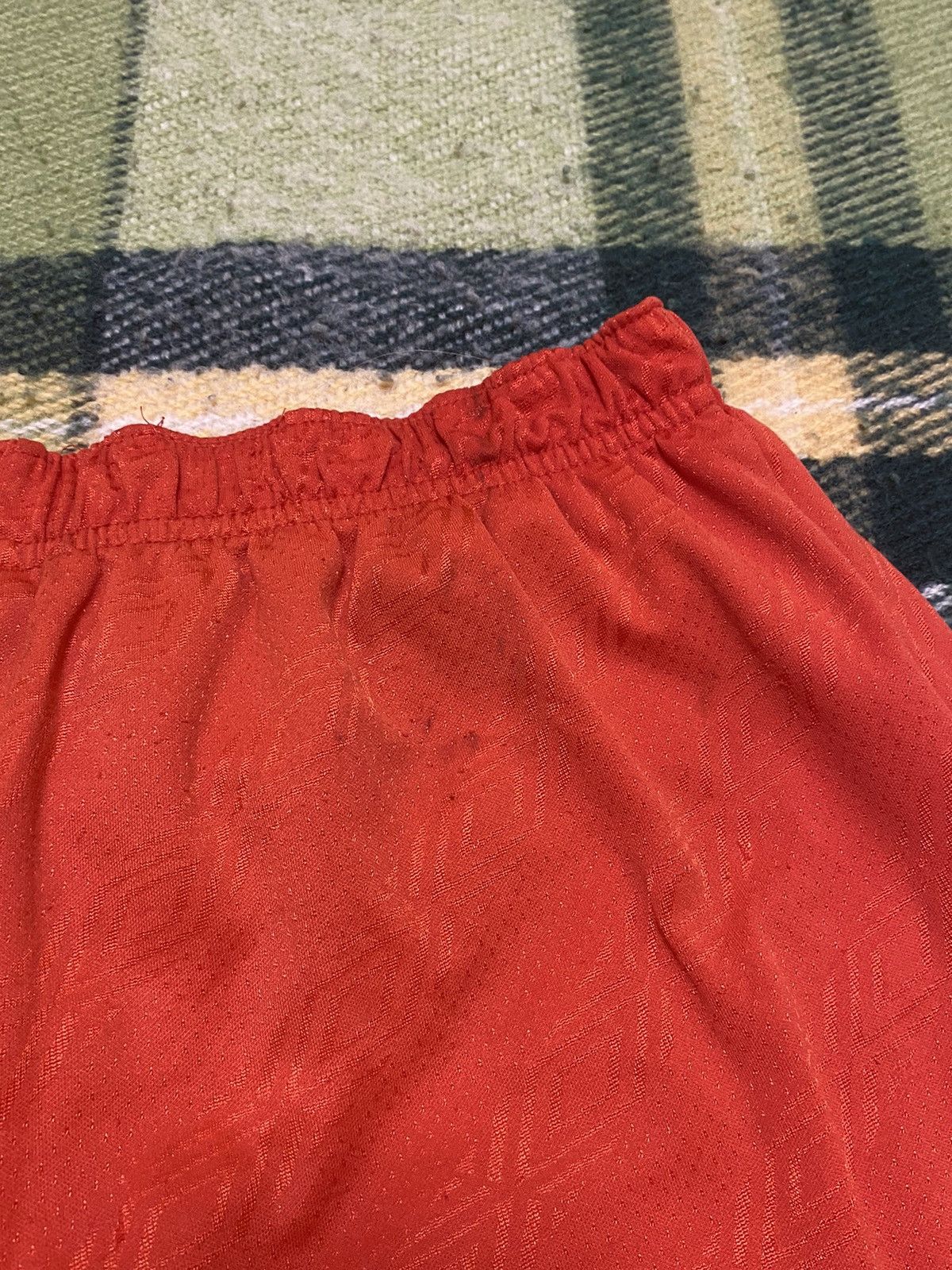 Umbro Vintage 90s Umbro shorts streetwear y2k casual size L Size US 34 / EU 50 - 5 Thumbnail