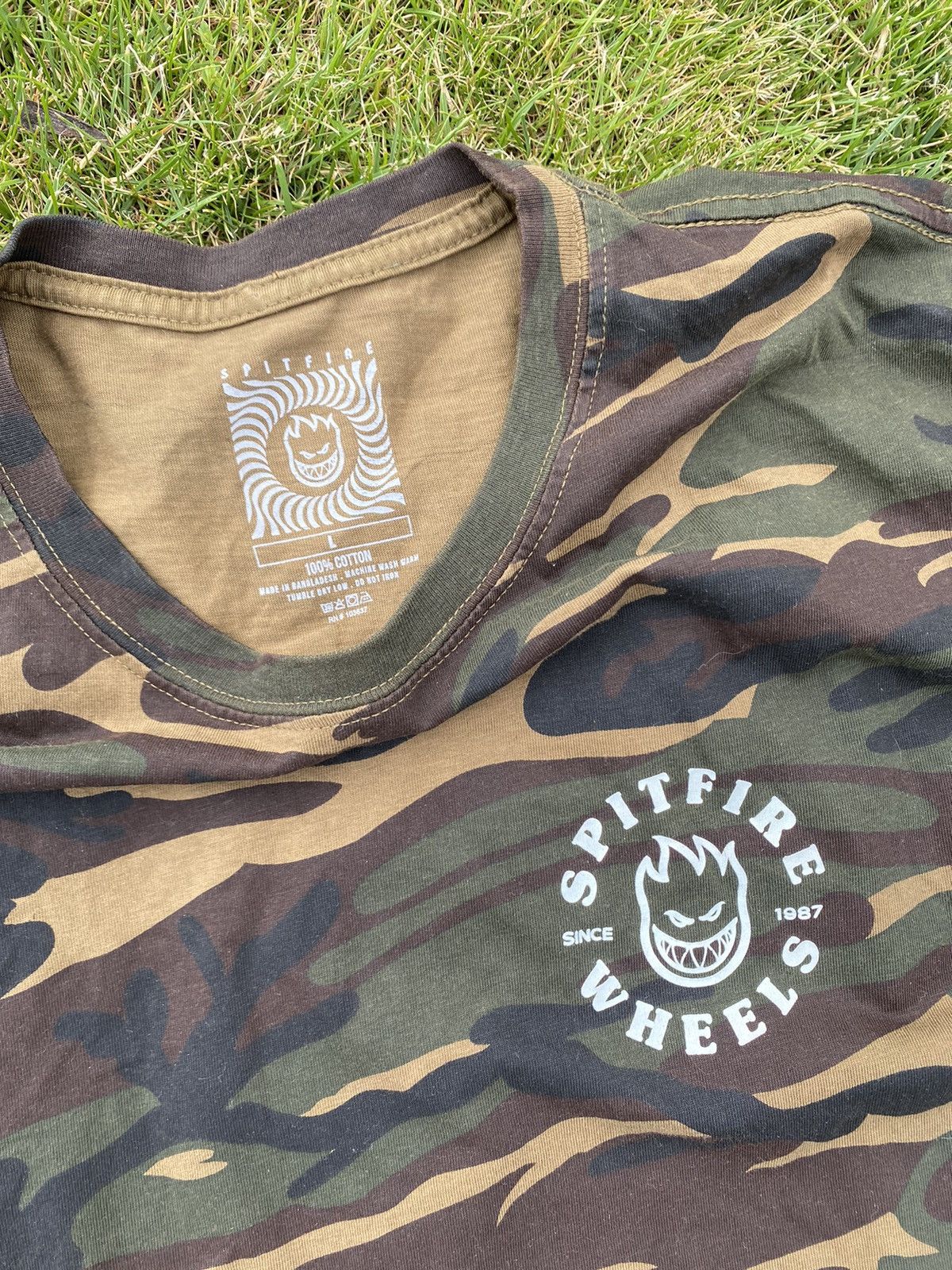 Spitfire Spitfire camo flame tee Size US L / EU 52-54 / 3 - 3 Thumbnail
