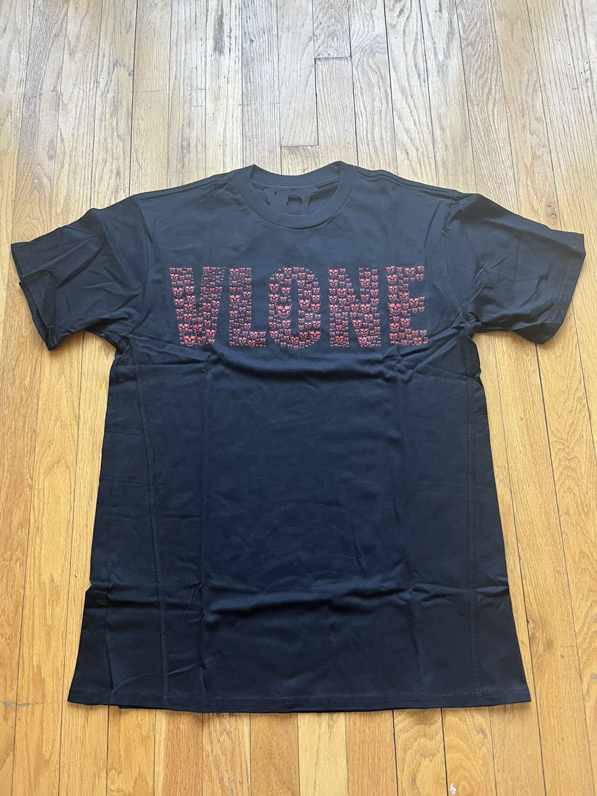 image of Vlone Red Skulls Spellout T-Shirt Black Size Medium, Men's