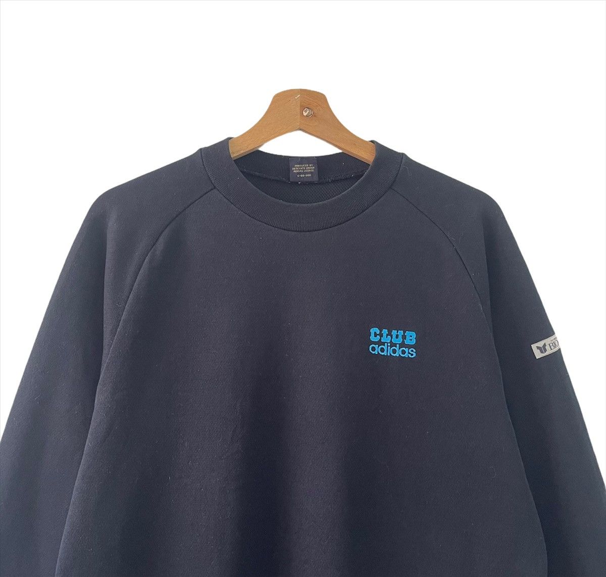 Adidas Vintage 00s Adidas Trifoil Crewneck Sweatshirt Size M Size US M / EU 48-50 / 2 - 4 Thumbnail