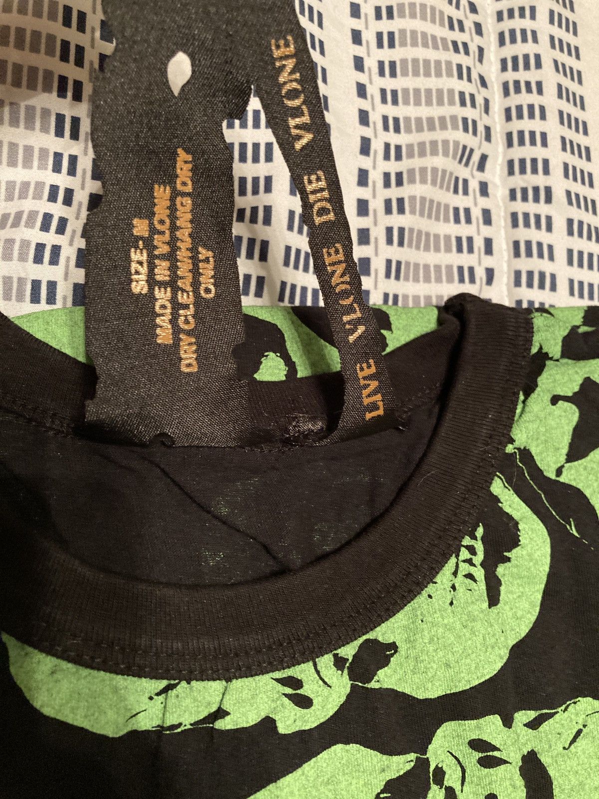 Vlone Vlone Skull Pile Tee Size US M / EU 48-50 / 2 - 3 Thumbnail