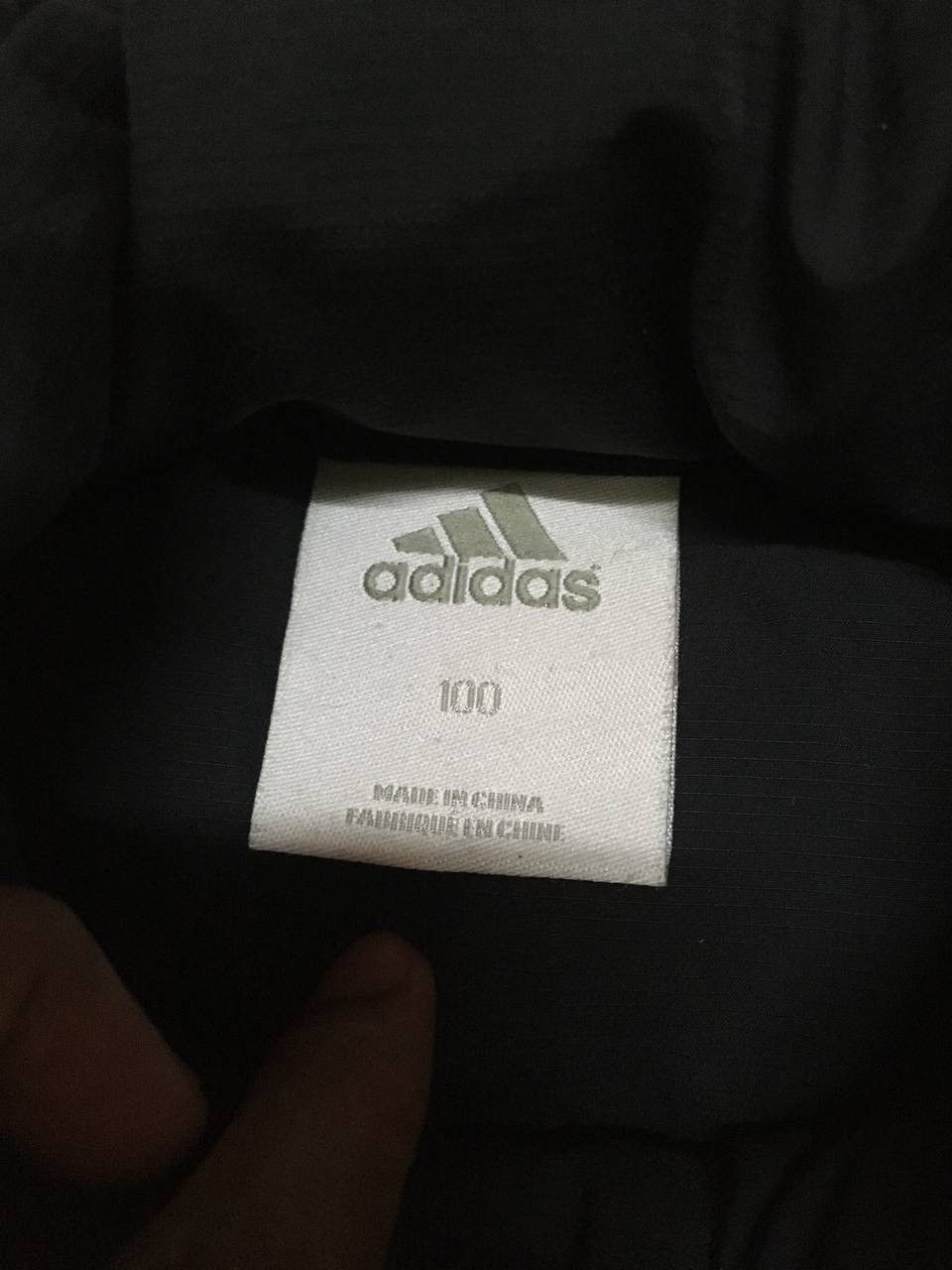Adidas Vintage Adidas Puffer Vest Black Size US L / EU 52-54 / 3 - 6 Thumbnail