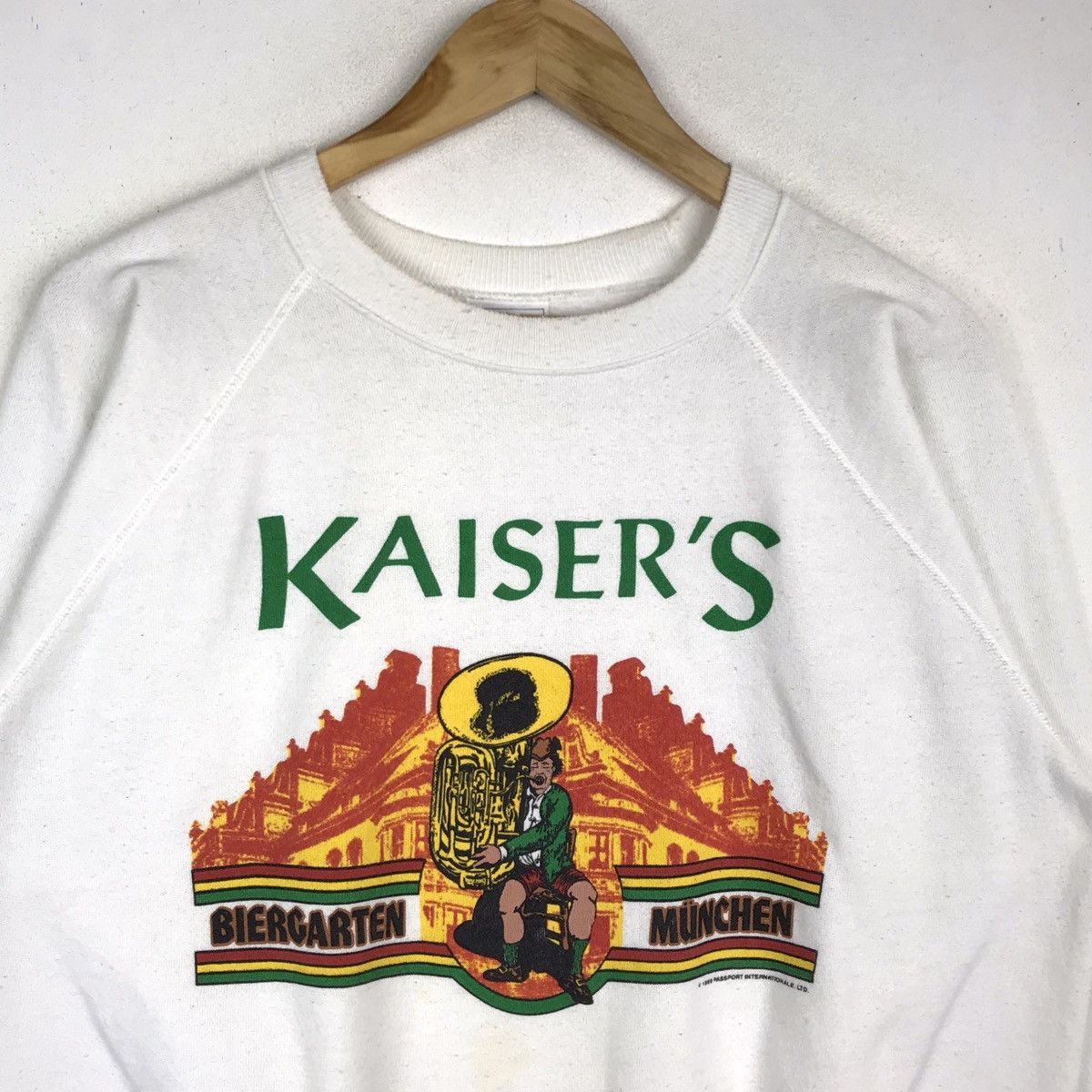 Vintage Vintage Kaiser’s Biegarten Munchen 1989 Sweatshirt Size US XL / EU 56 / 4 - 3 Thumbnail