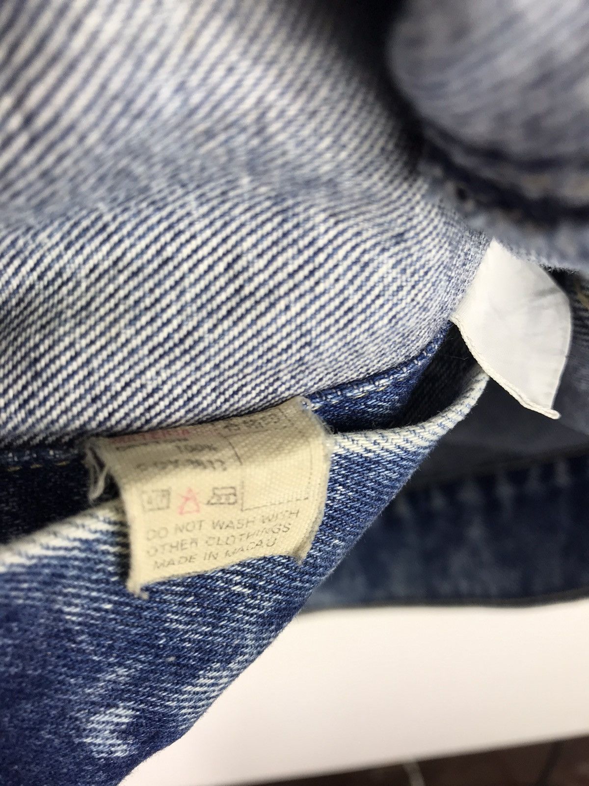 Vintage Vintage John Power Seasoned Denim Trucker Jacket Size US L / EU 52-54 / 3 - 10 Thumbnail