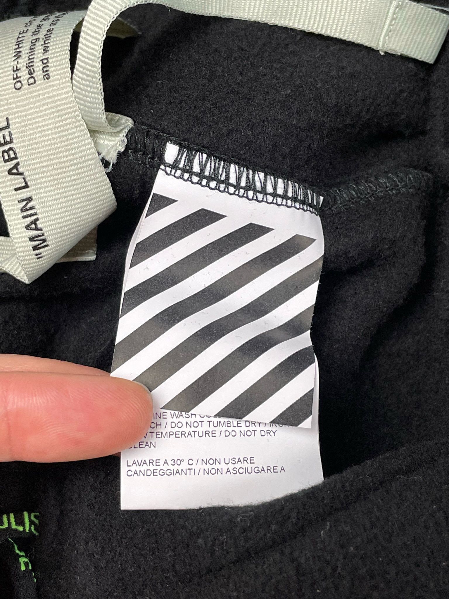 Off-White 🔥65% OFF🔥[SALE] Off-White Paint Splatter Cargo Sweatpants Size US 28 / EU 44 - 17 Thumbnail