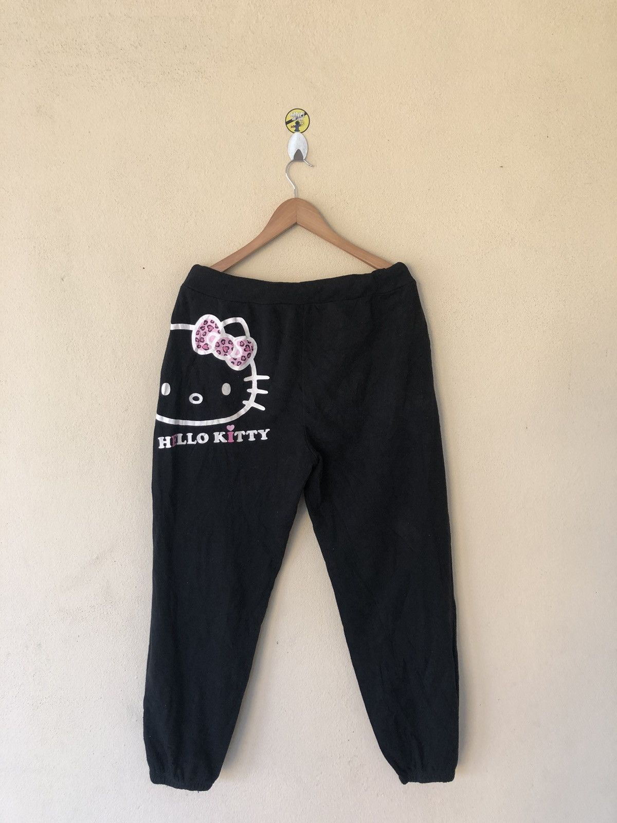Anime 33-36 Hello Kitty Black Sweatpants Size US 34 / EU 50 - 2 Thumbnail