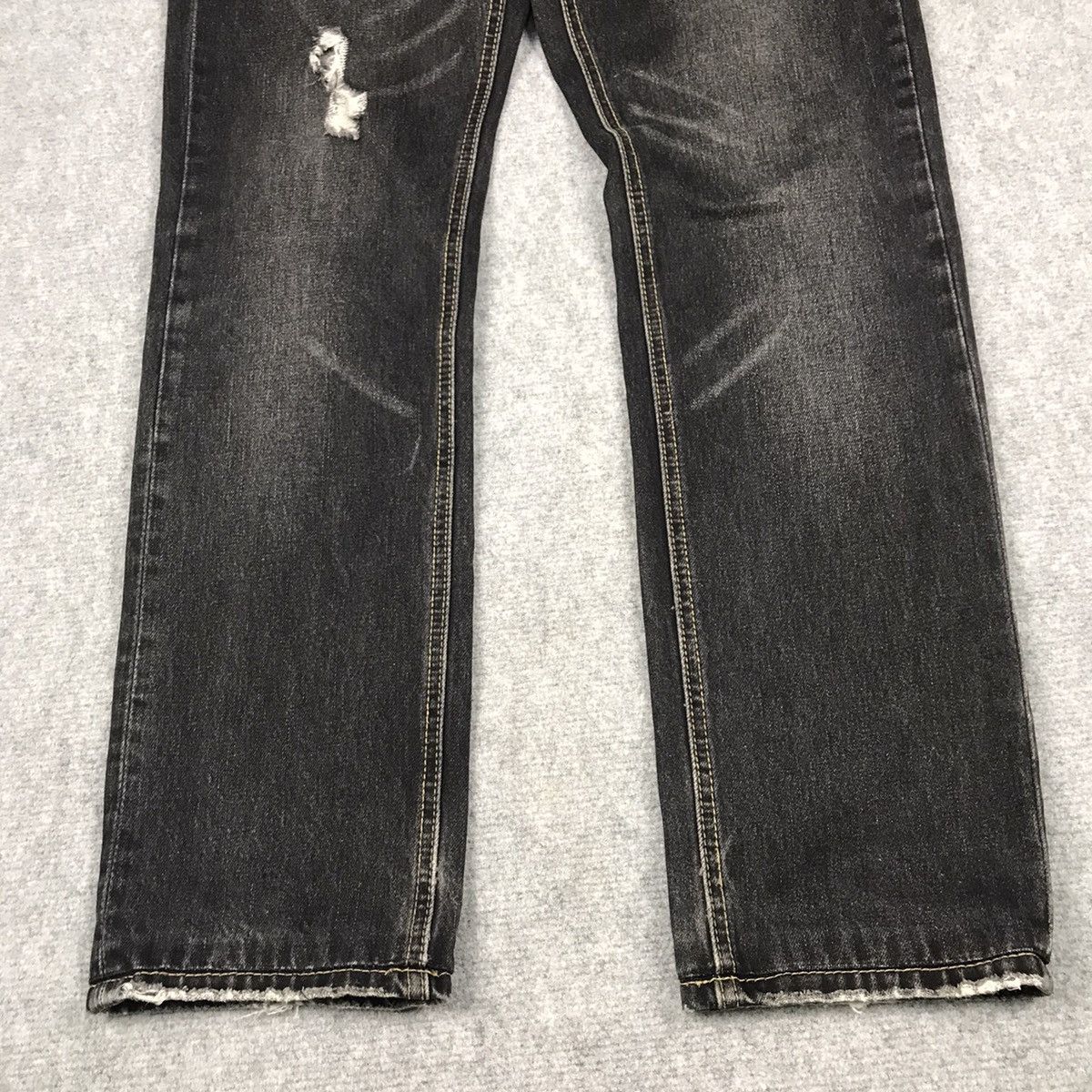 Japanese Brand FLARE DENIM ESPARI HOMME BLACK FADED DISTRESSED DENIM PANTS Size US 32 / EU 48 - 3 Thumbnail