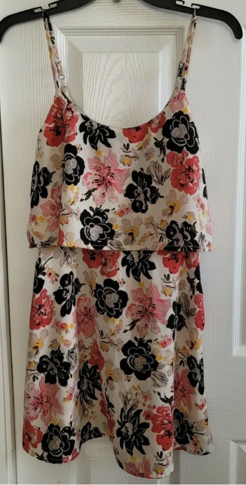 Abercrombie & Fitch Abercrombie & Fitch Ivory Off White Floral Dress Size XS Size XS / US 0-2 / IT 36-38 - 1 Thumbnail