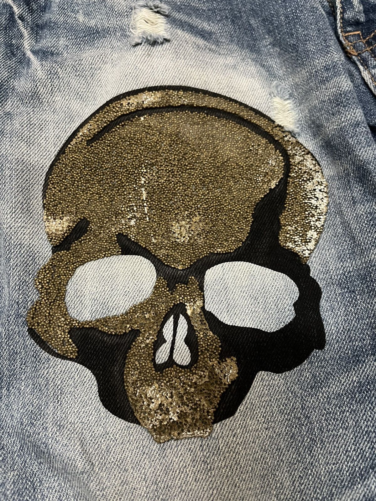 Japanese Brand Japanese brand skull distress denim Size US 33 - 3 Thumbnail