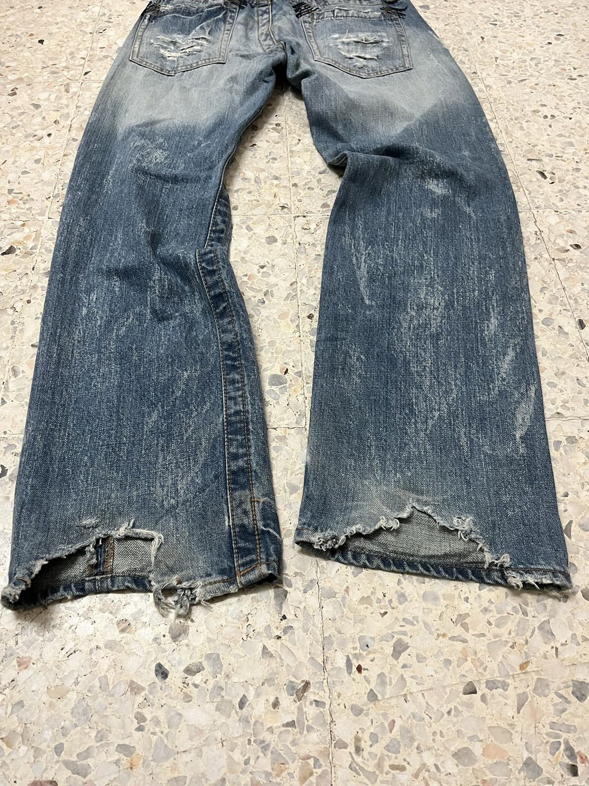 Japanese Brand Japanese brand skull distress denim Size US 33 - 9 Thumbnail