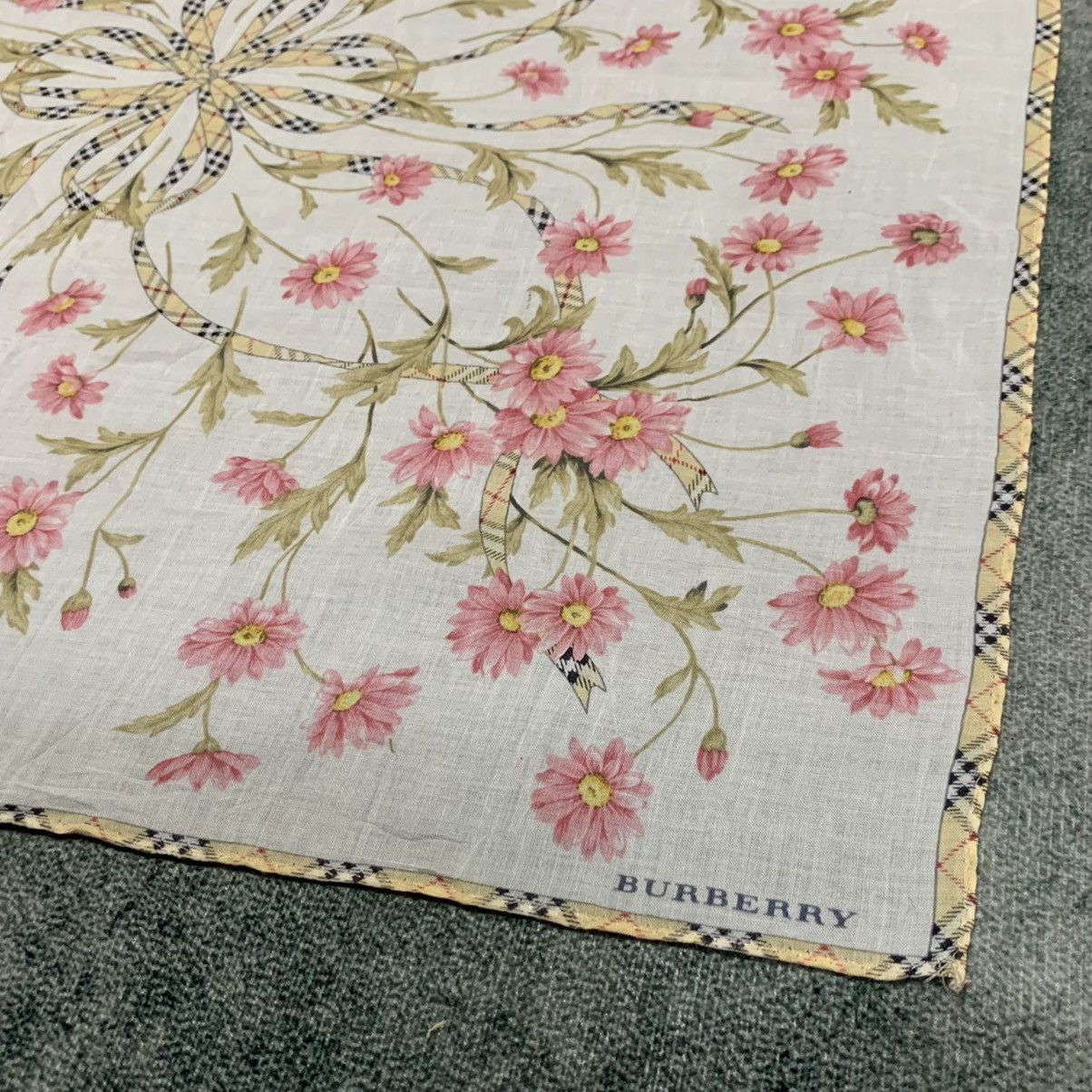 Burberry Burberry Bandana Headband Handkerchief Neckerchief Turban Size ONE SIZE - 6 Thumbnail