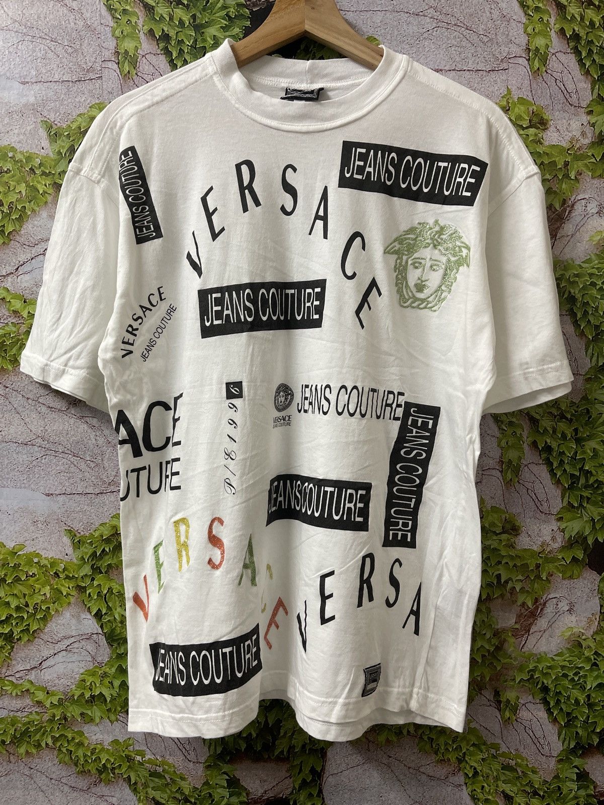 Versace VERSACE JEANS COUTURE MEDUSA SPELLOUT VERY RARE Size US S / EU 44-46 / 1 - 1 Thumbnail