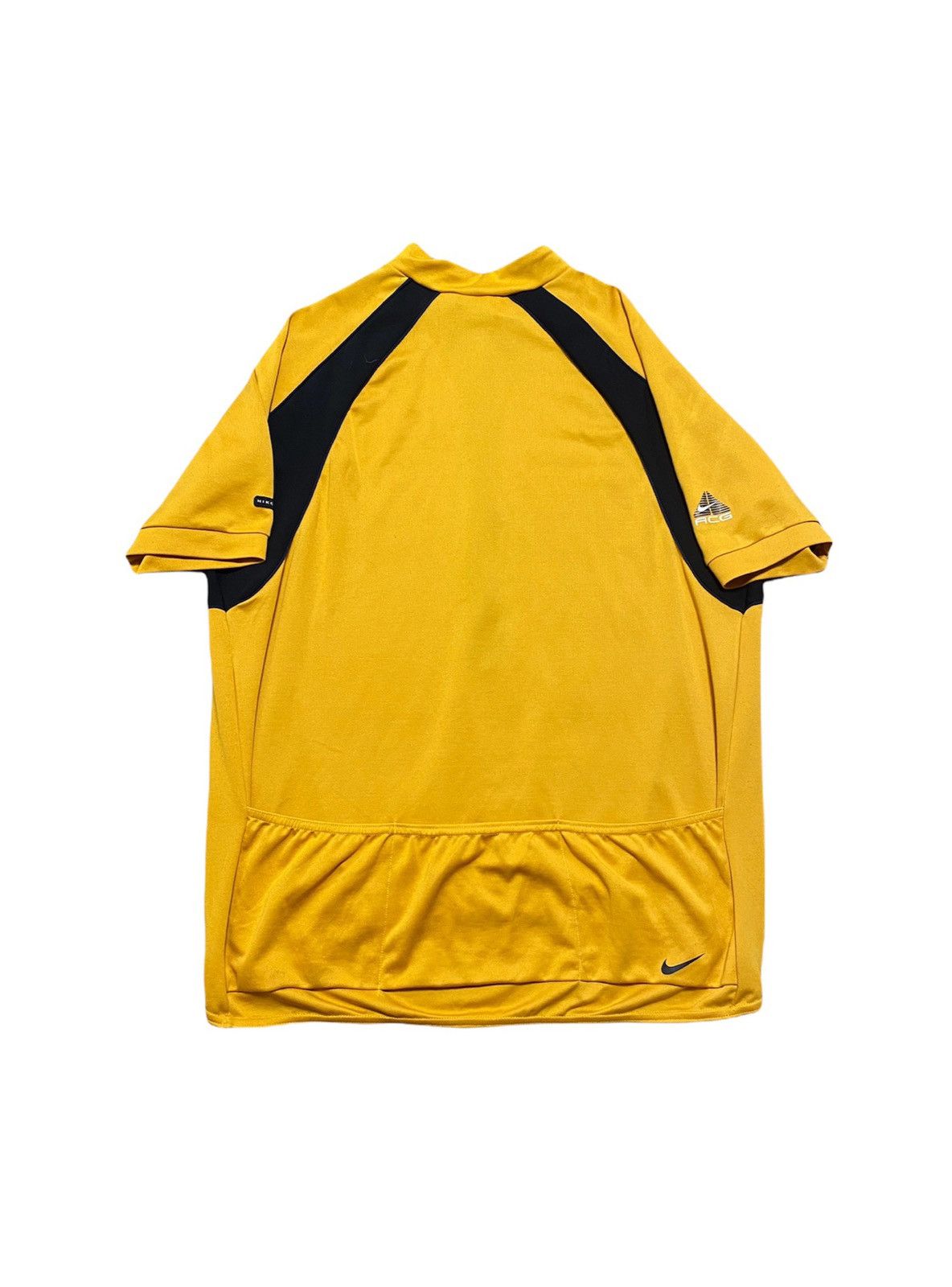 Vintage Nike ACG Vintage T-Shirt Size US XL / EU 56 / 4 - 8 Thumbnail