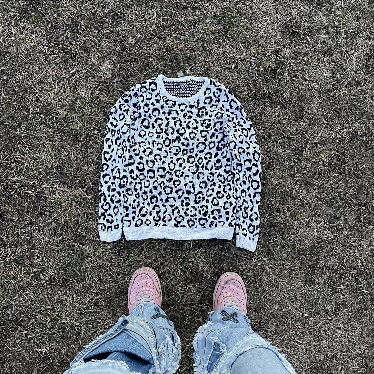 Vintage Vintage 90s Leopard Print Sweater All Over Print Grunge M Size M / US 6-8 / IT 42-44 - 1 Thumbnail