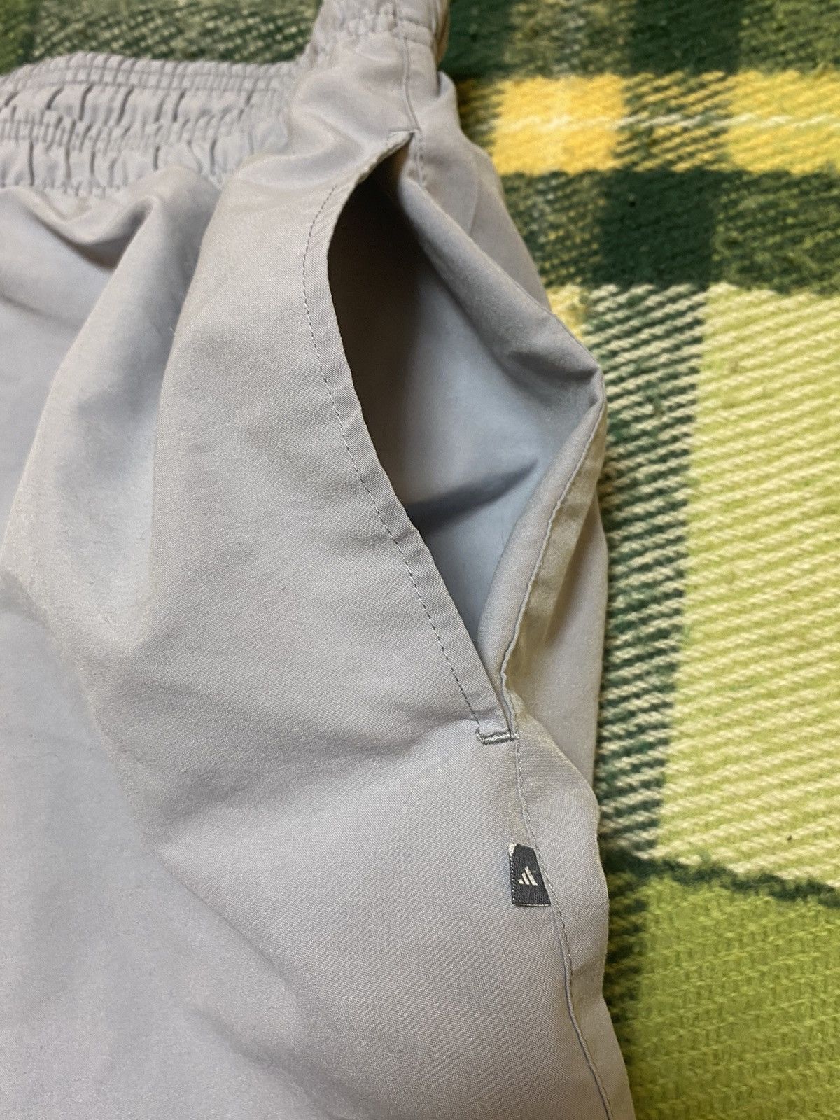 Adidas Vintage Adidas shorts streetwear y2k style casual size XL Size US 36 / EU 52 - 2 Thumbnail