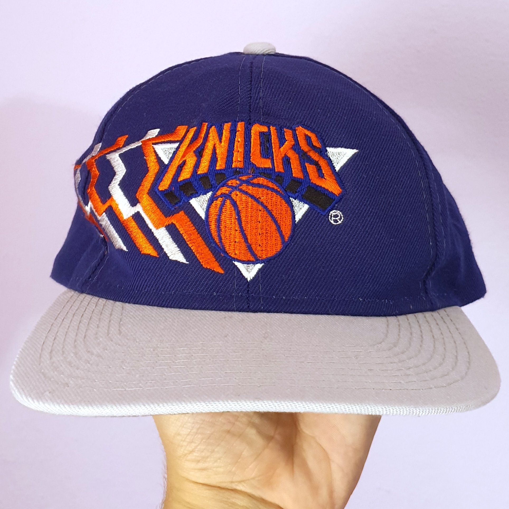 Vintage Sports Specialties New York Knicks Snapback — Roots